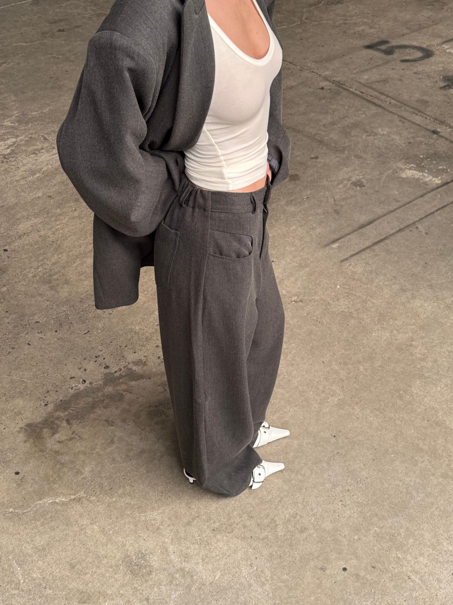 Classic Tailored Pants Charcoal
