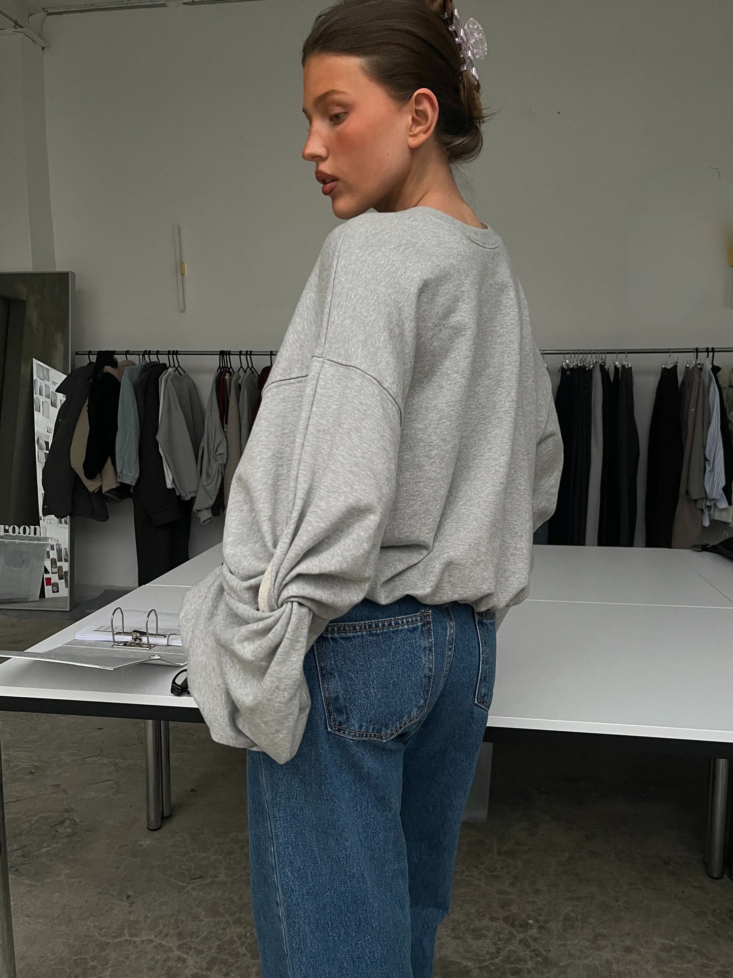Oversized Twisted Longsleeve Sweater Grey