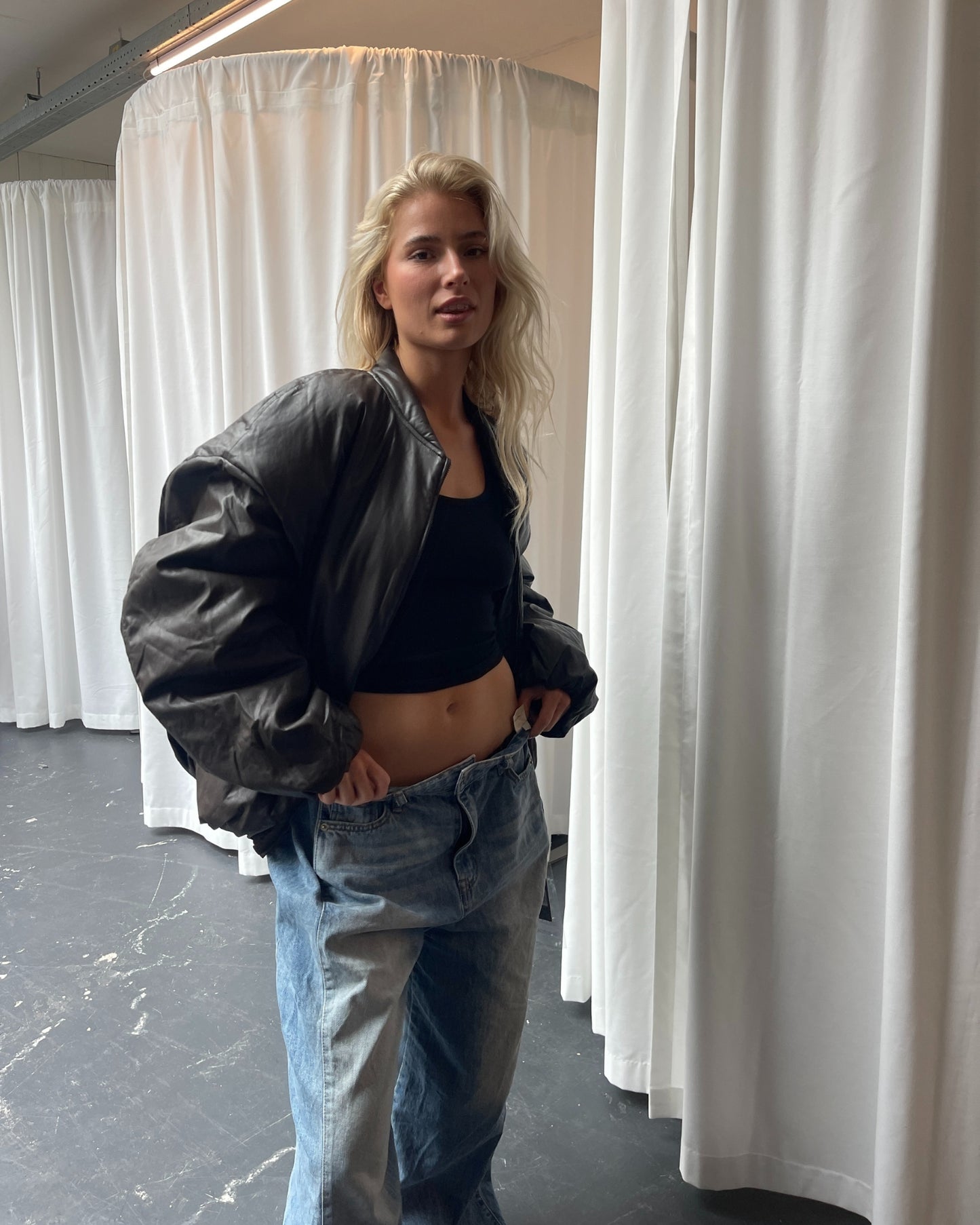 Oversized Bomber Oil Dark Brown