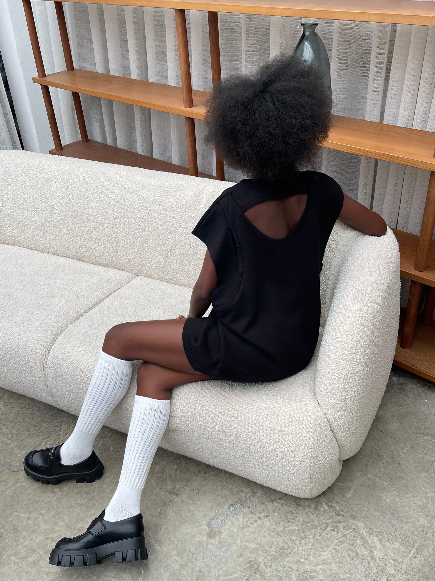 Open Back Sleeveless Sweater Black