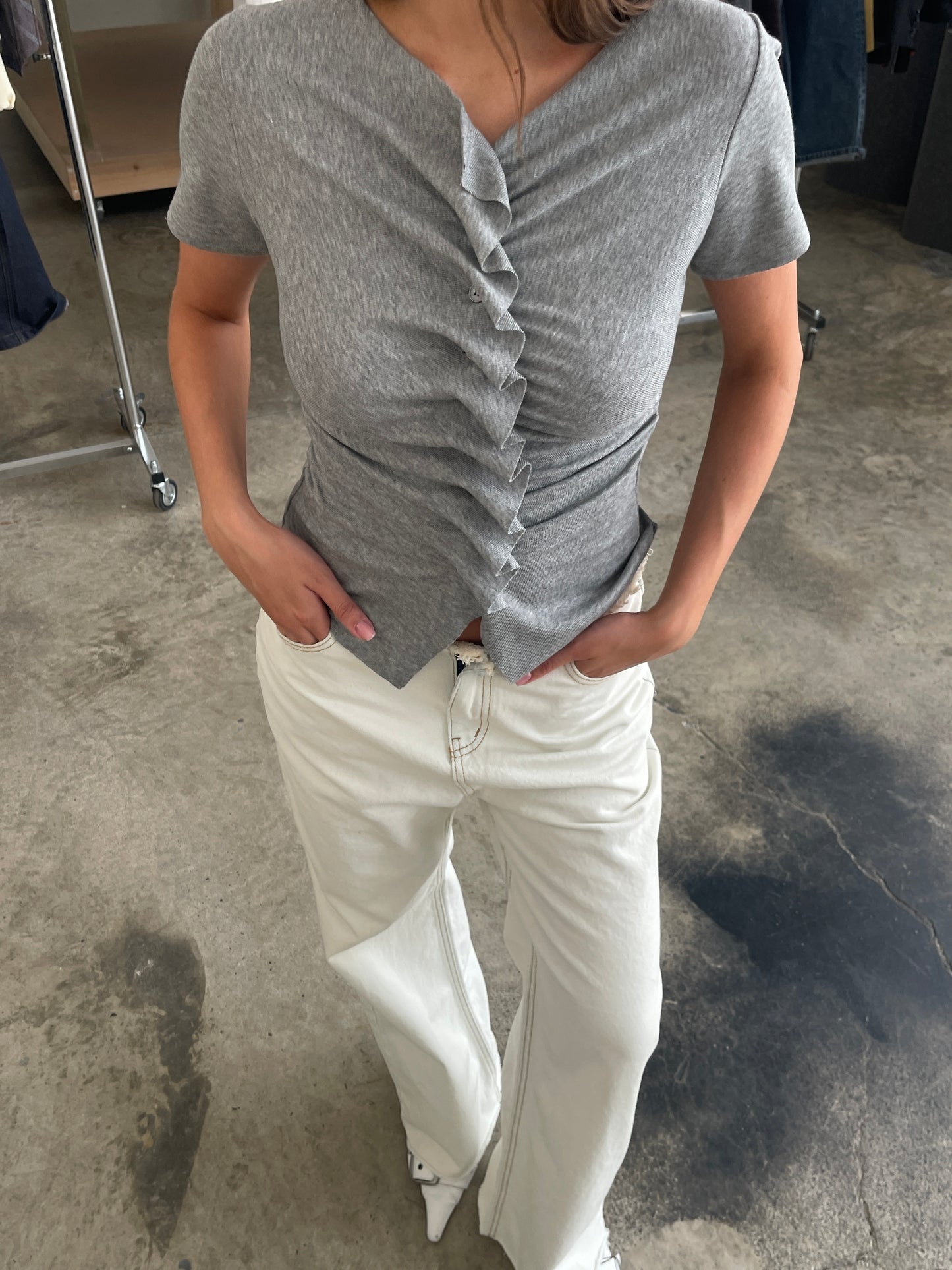 Wavy Front Closure Short Sleeve Top Grey