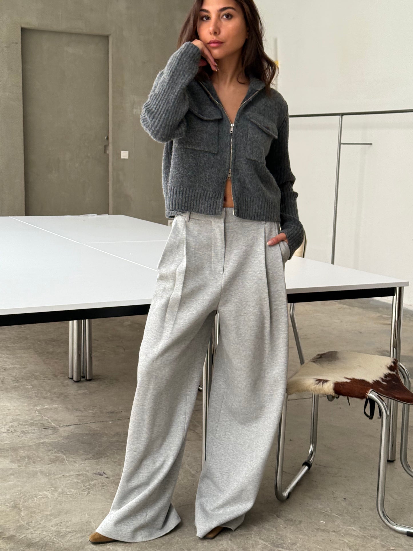 Front Pleated Jogger Pants Grey