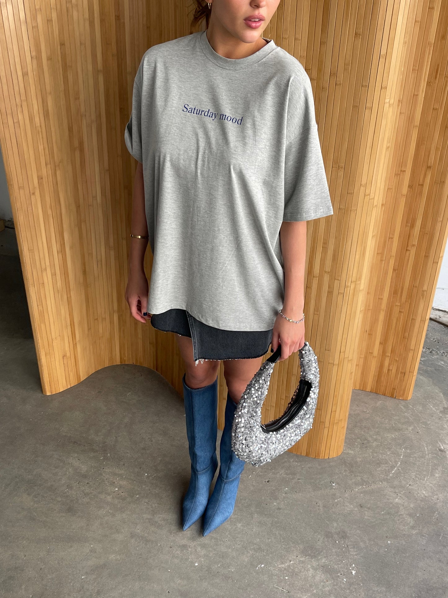 Saturday Mood Tee Grey