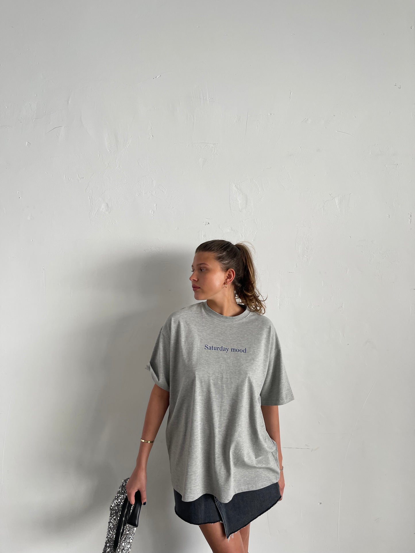 Saturday Mood Tee Grey