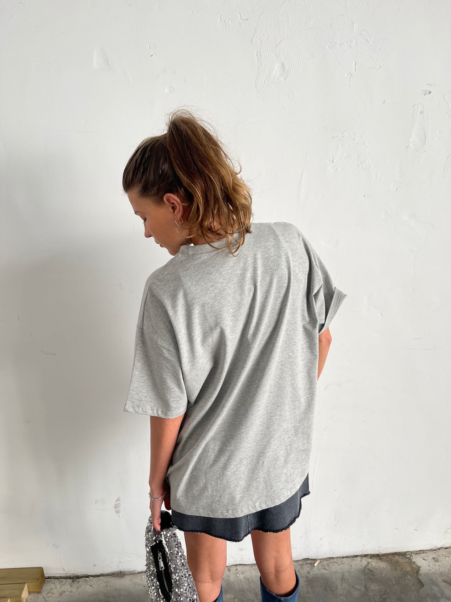 Saturday Mood Tee Grey