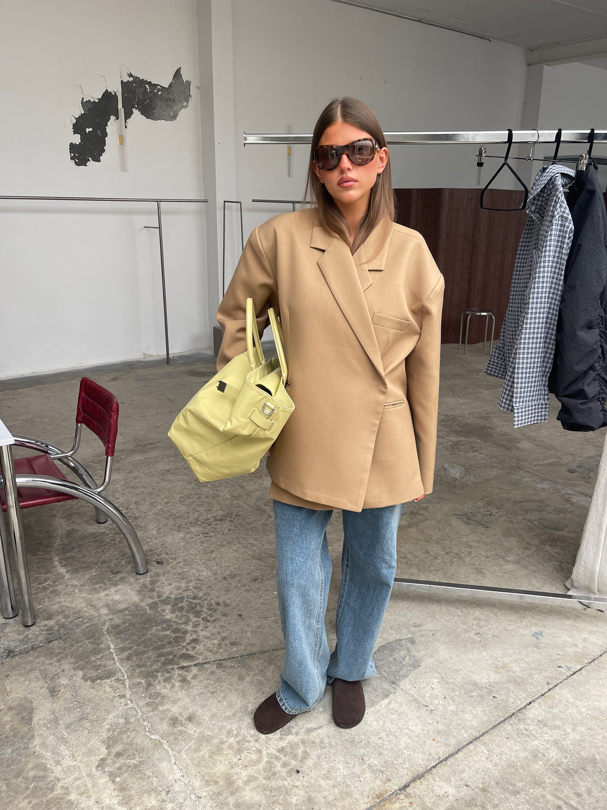 Übergroßer Blazer mit Seitenschlitz Kamel