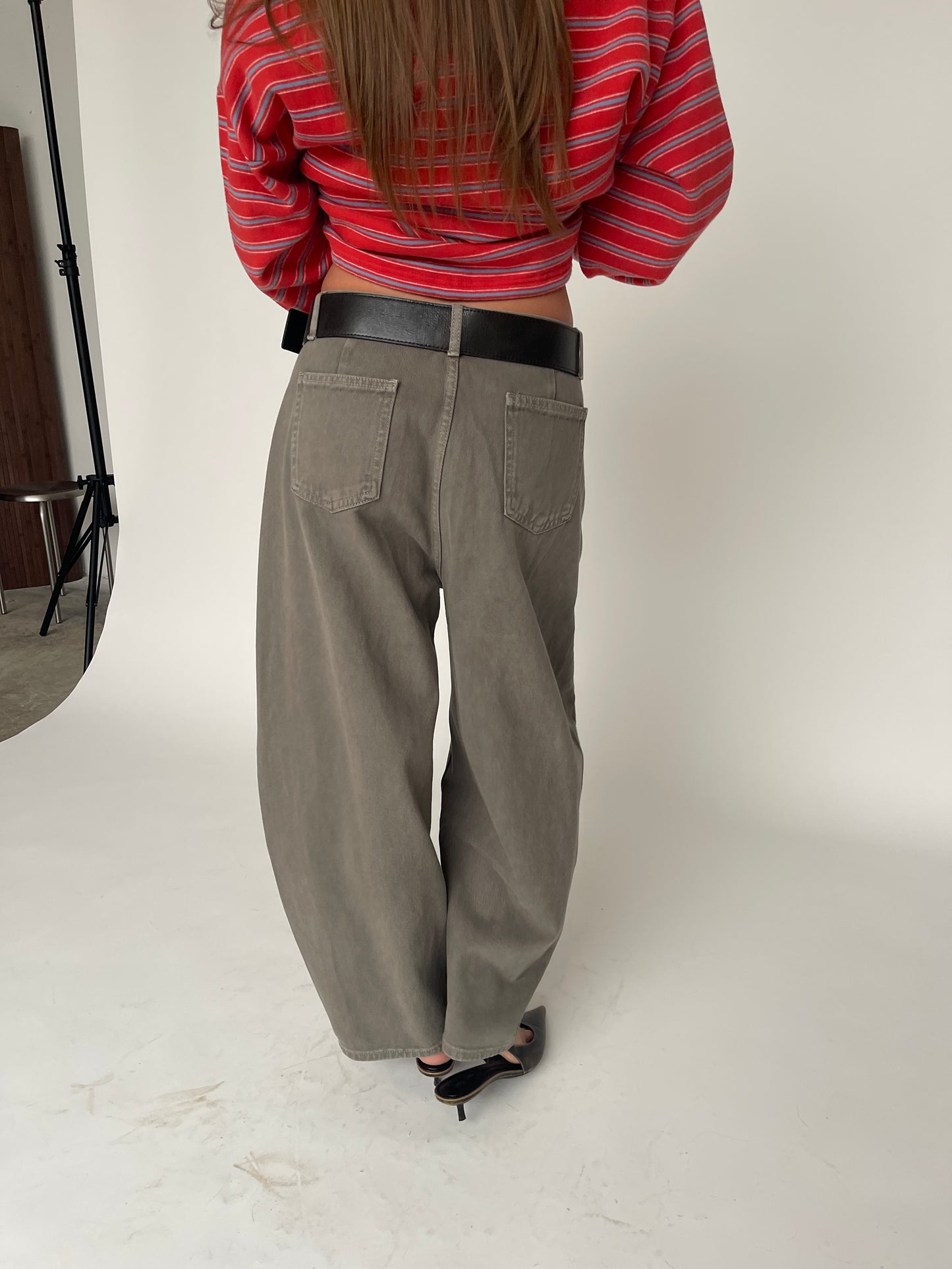 Barrel Jeans Khaki Grey