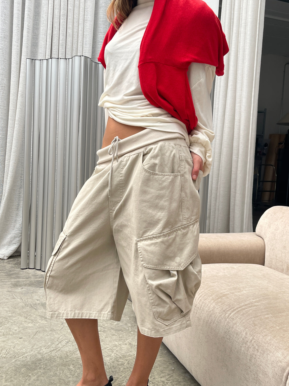 Baggy Fold Over Cargo Shorts Sand