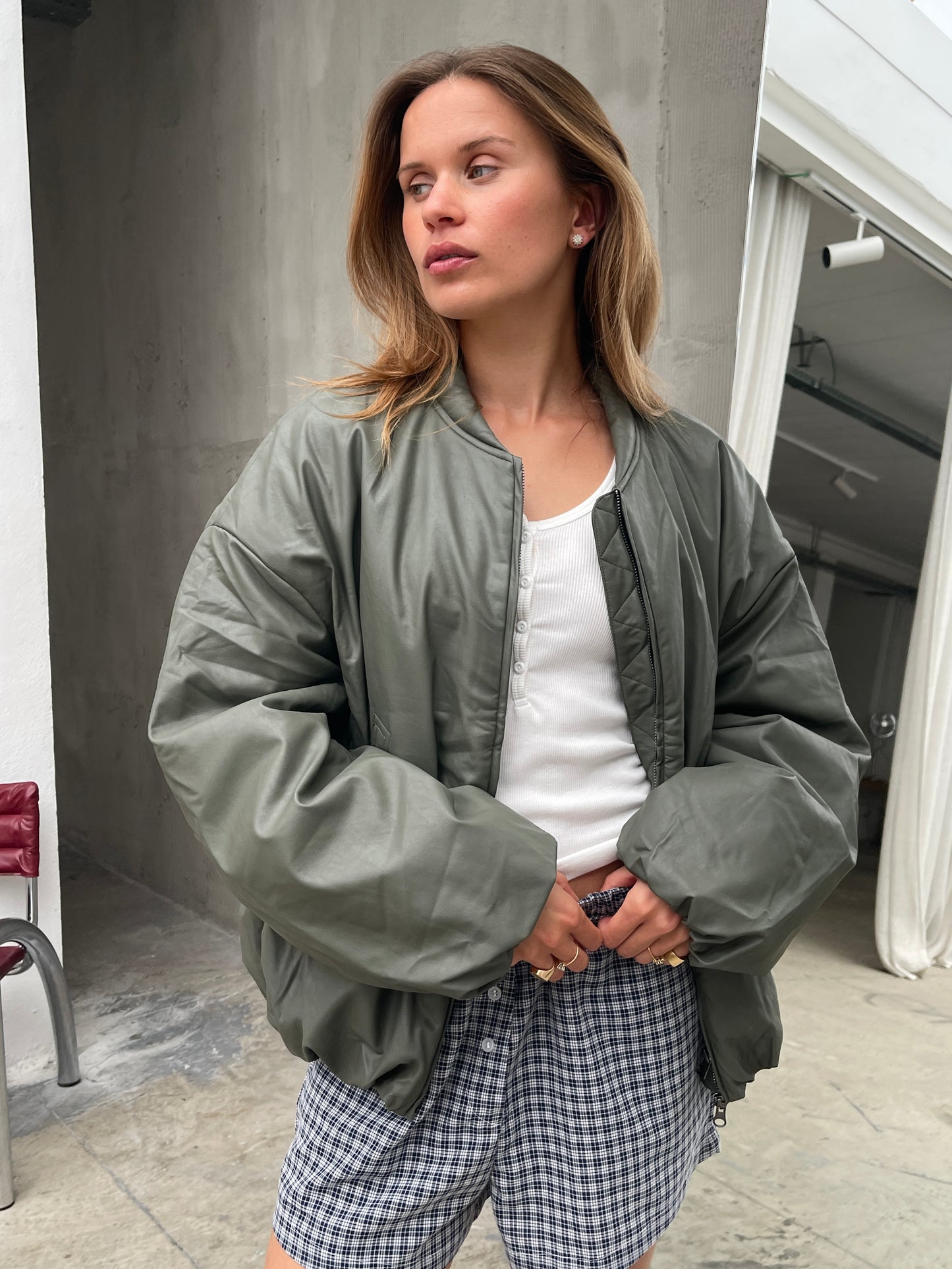 Oversized Bomber Oil Khaki