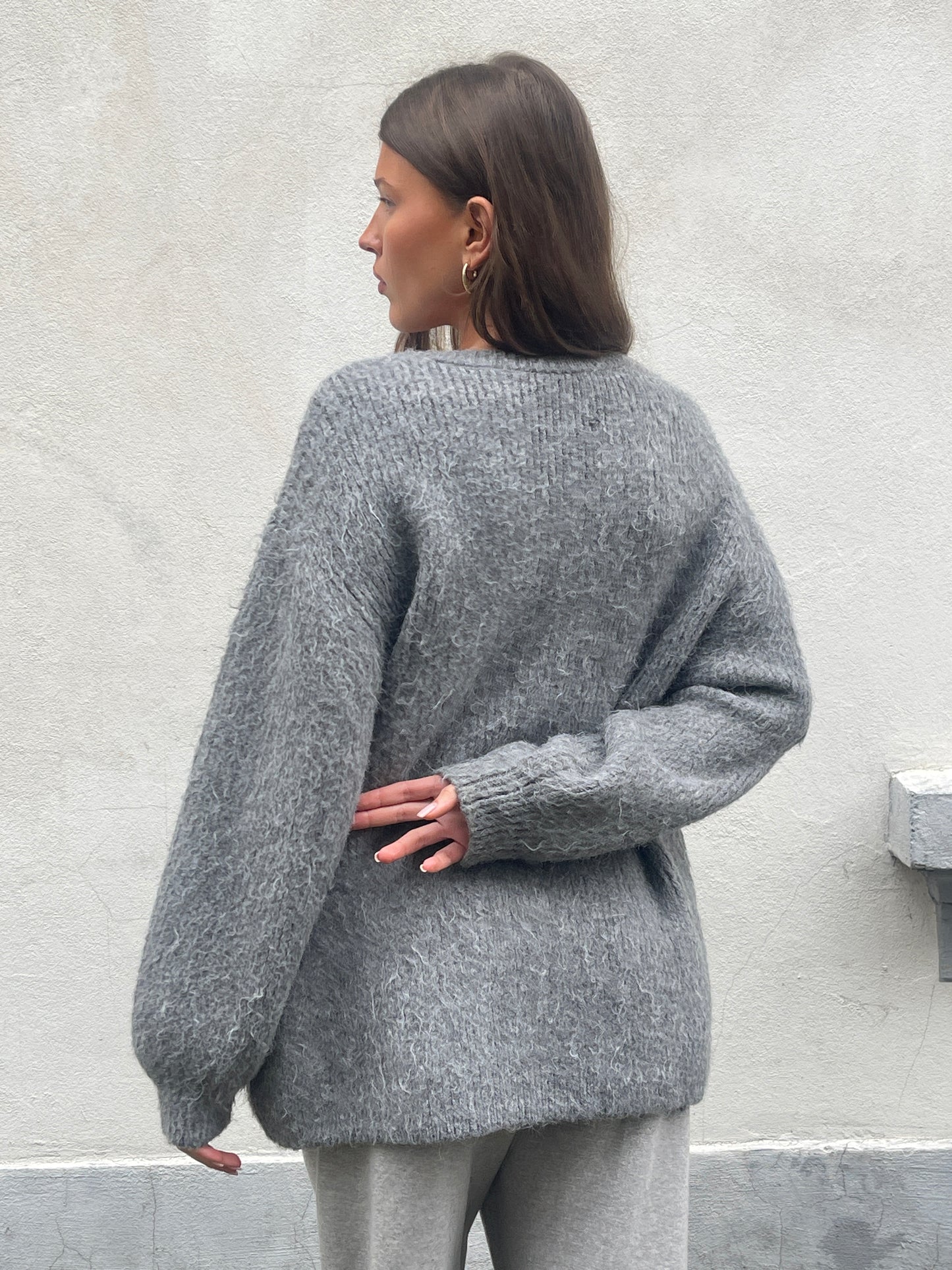 Oversized Press Button Fluffy Cardigan Grey