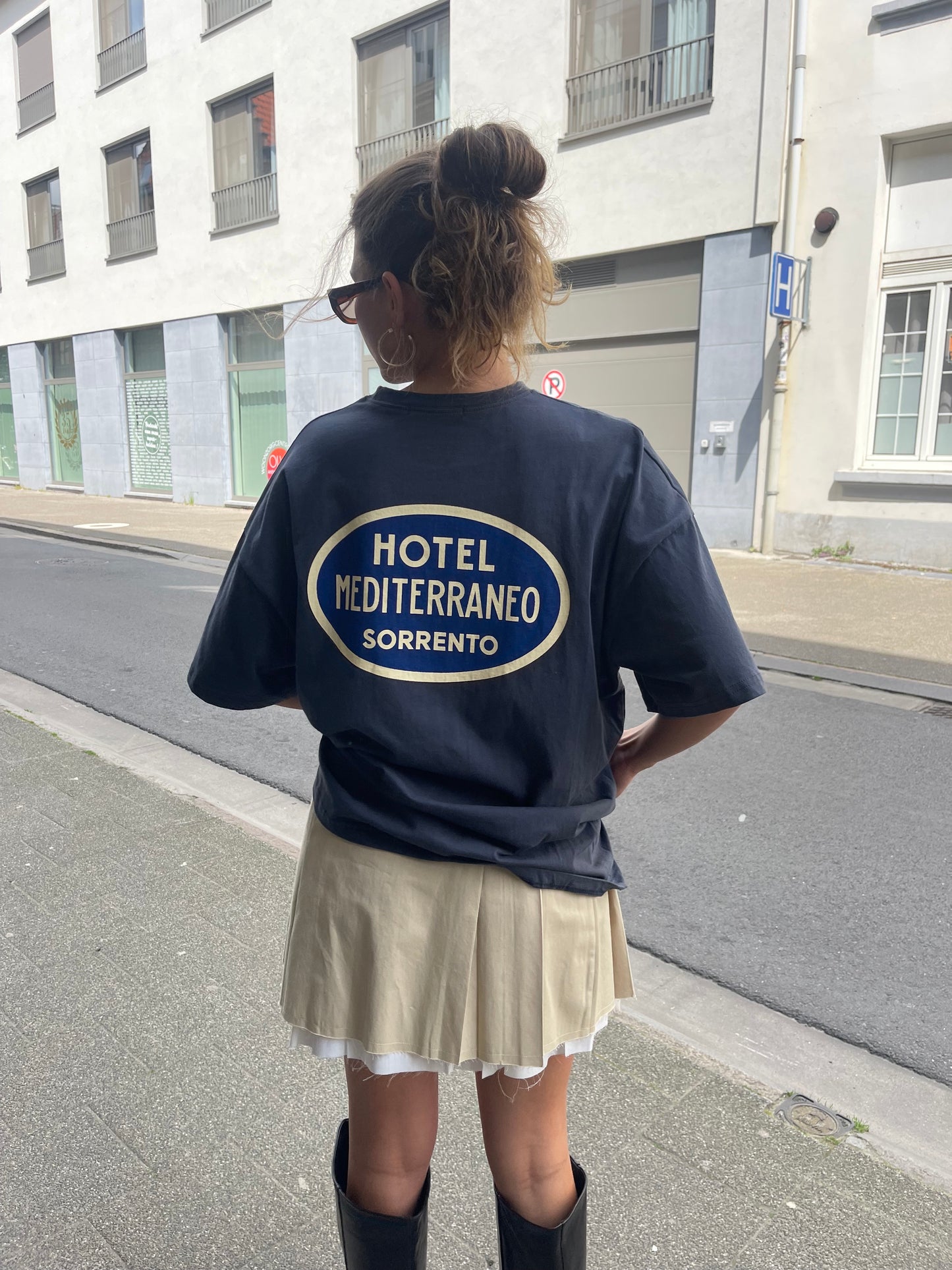 Hotel Mediterraneo Tee Dark Grey