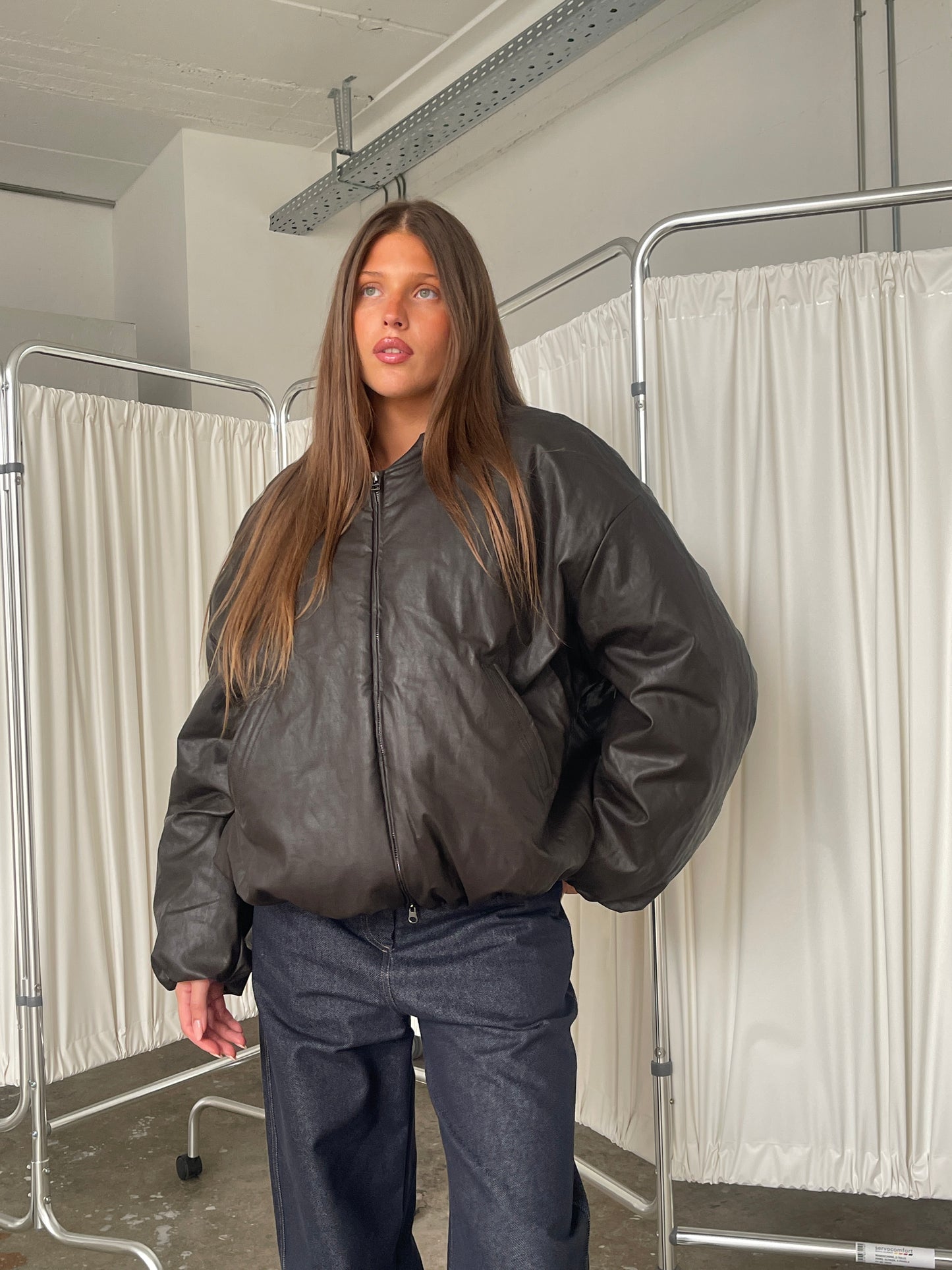 Oversized Bomber Oil Dark Brown