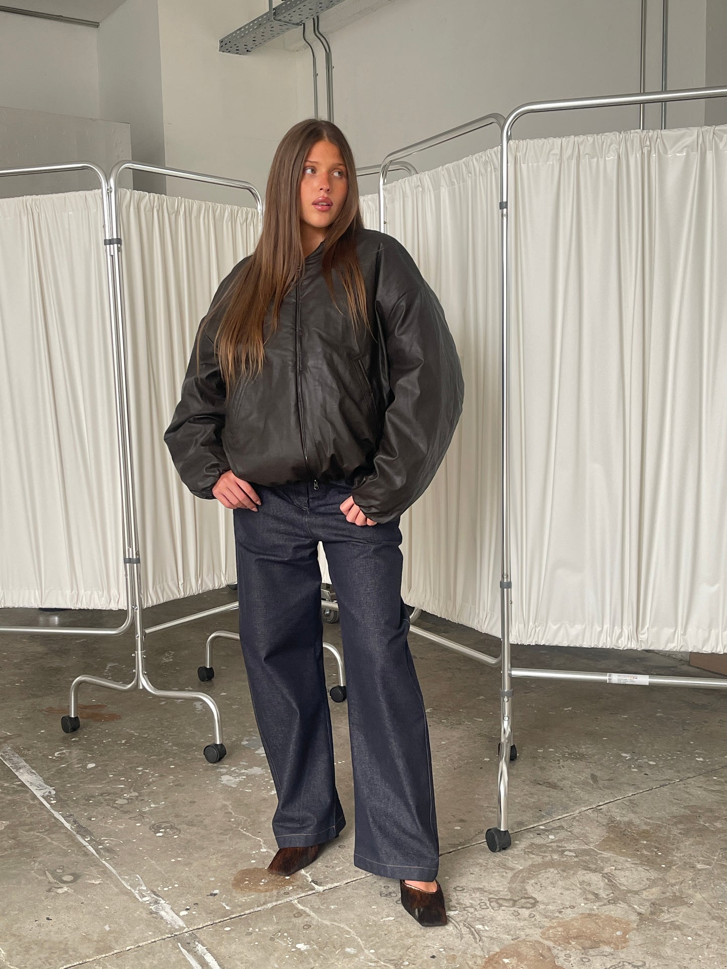 Oversized Bomber Oil Dark Brown