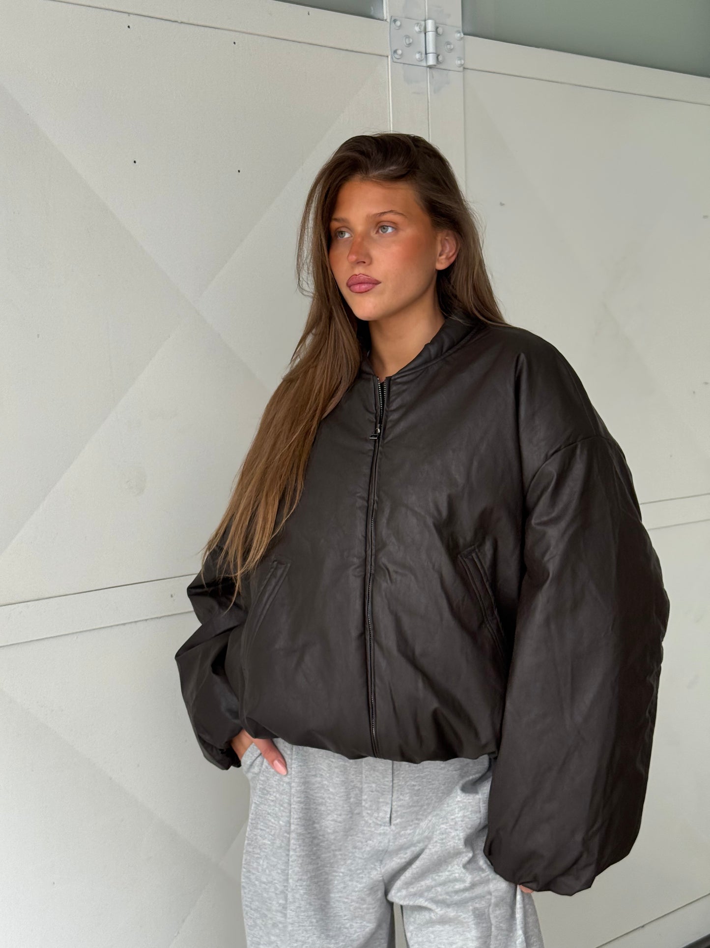 Oversized Bomber Oil Dark Brown