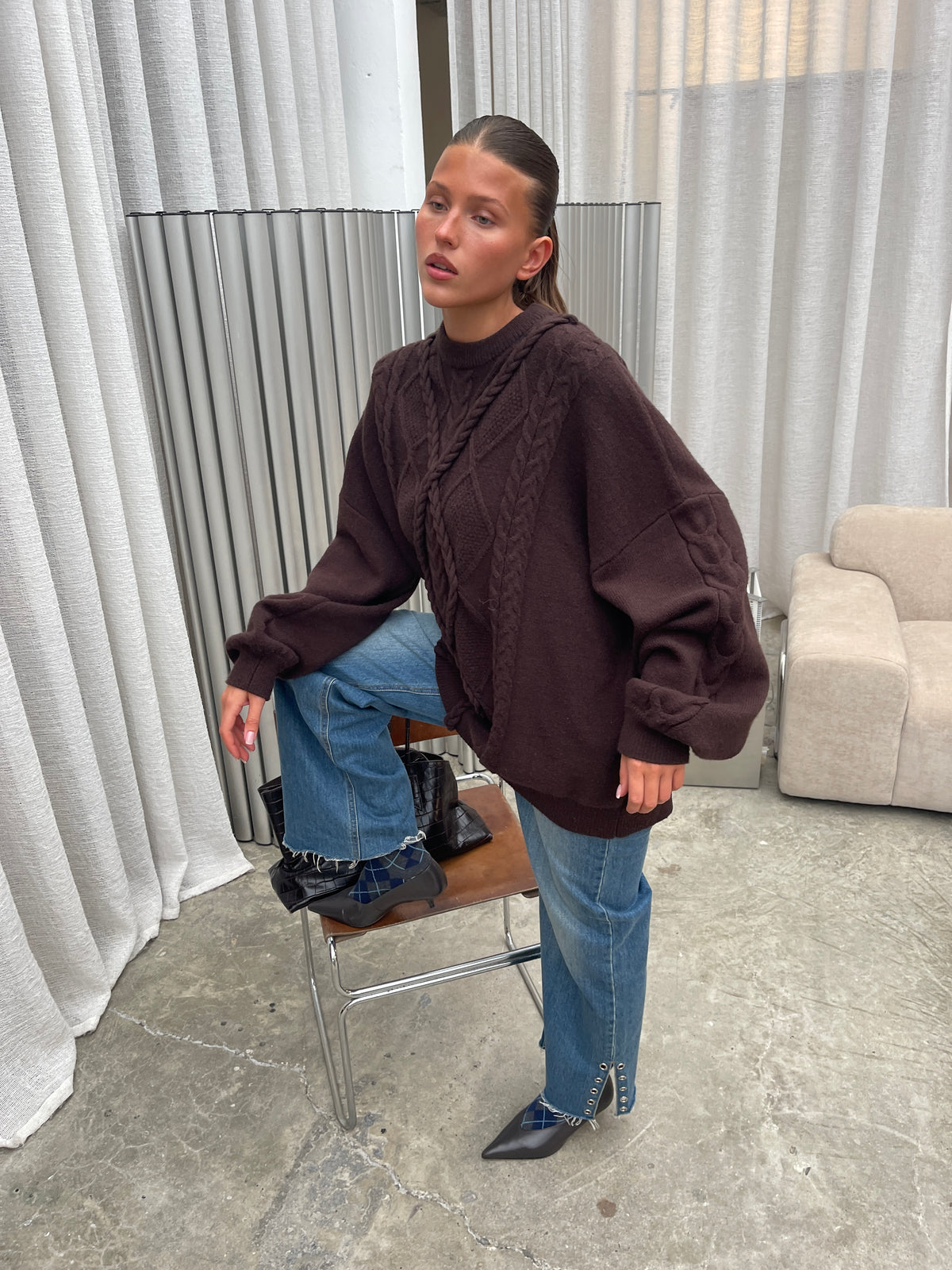 Oversized Braided Knit Dark Brown