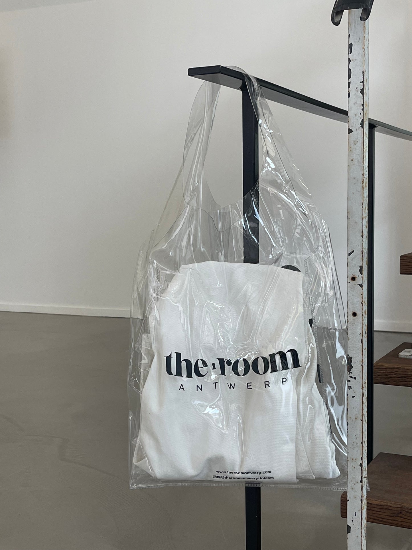 Transparent Room Bag