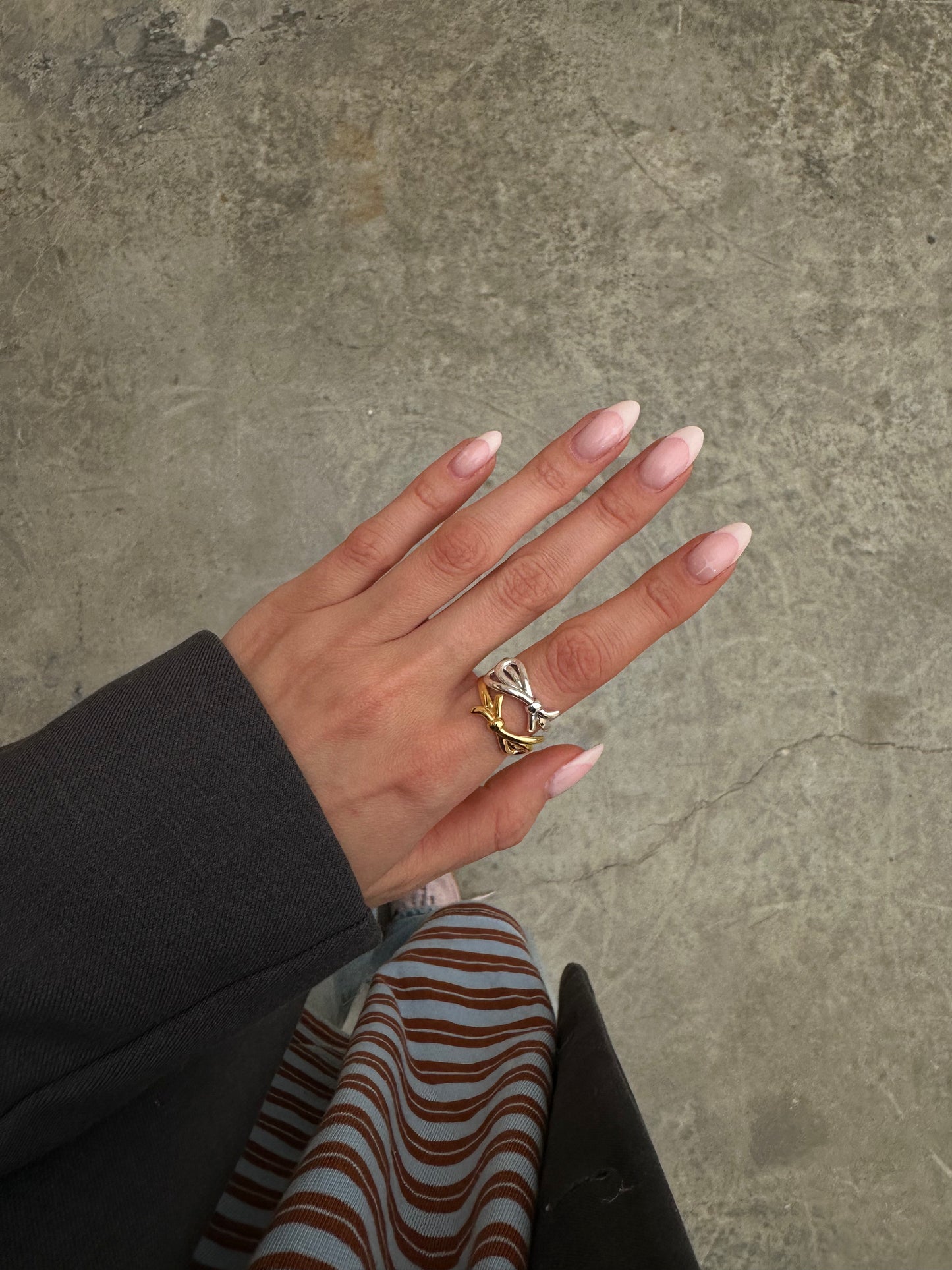 Ribbon Ring Gold