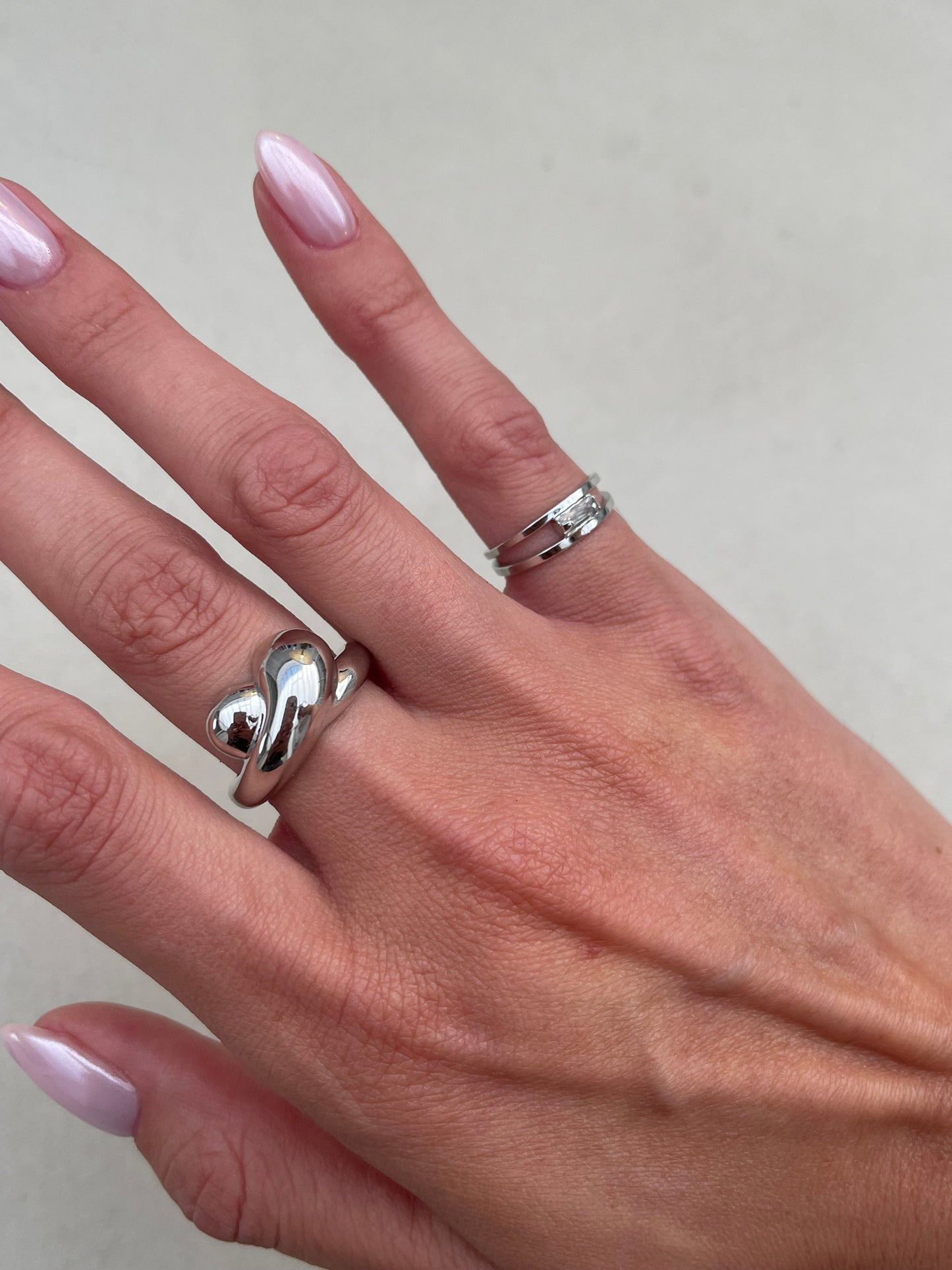Hugging Heart Ring Set Silver