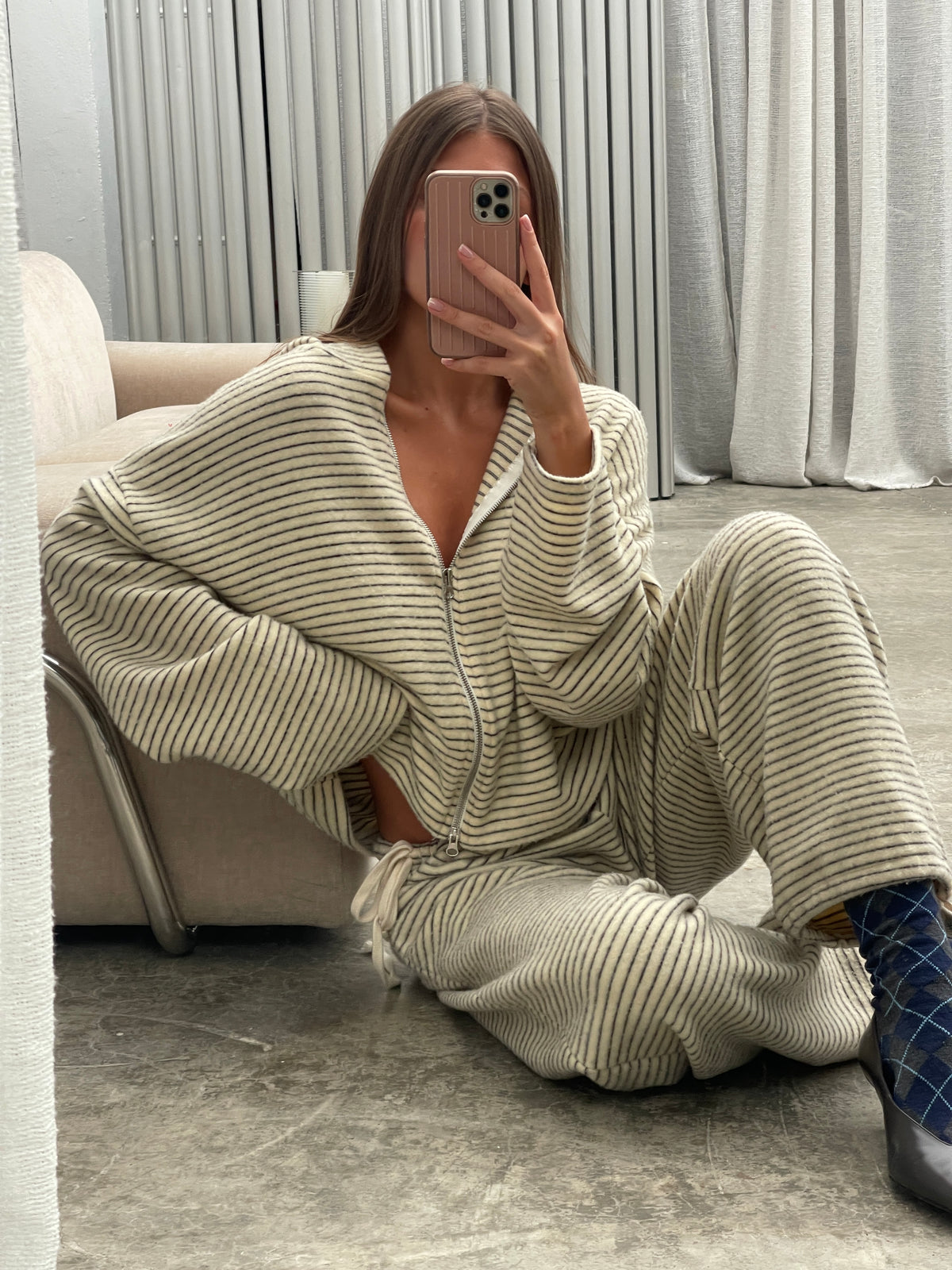Soft Striped Zipped Lounge Vest Ivory