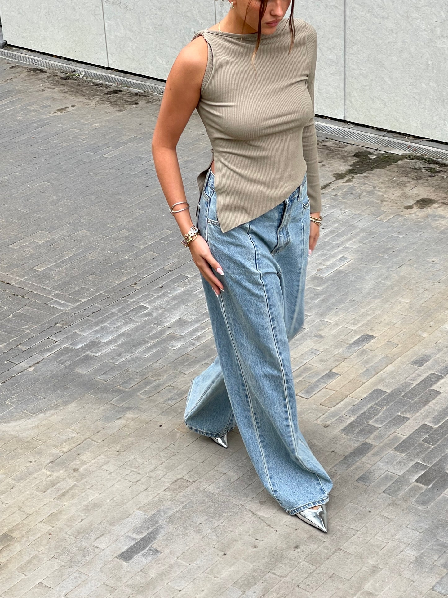 Flared Seam Detail Jeans Light Blue