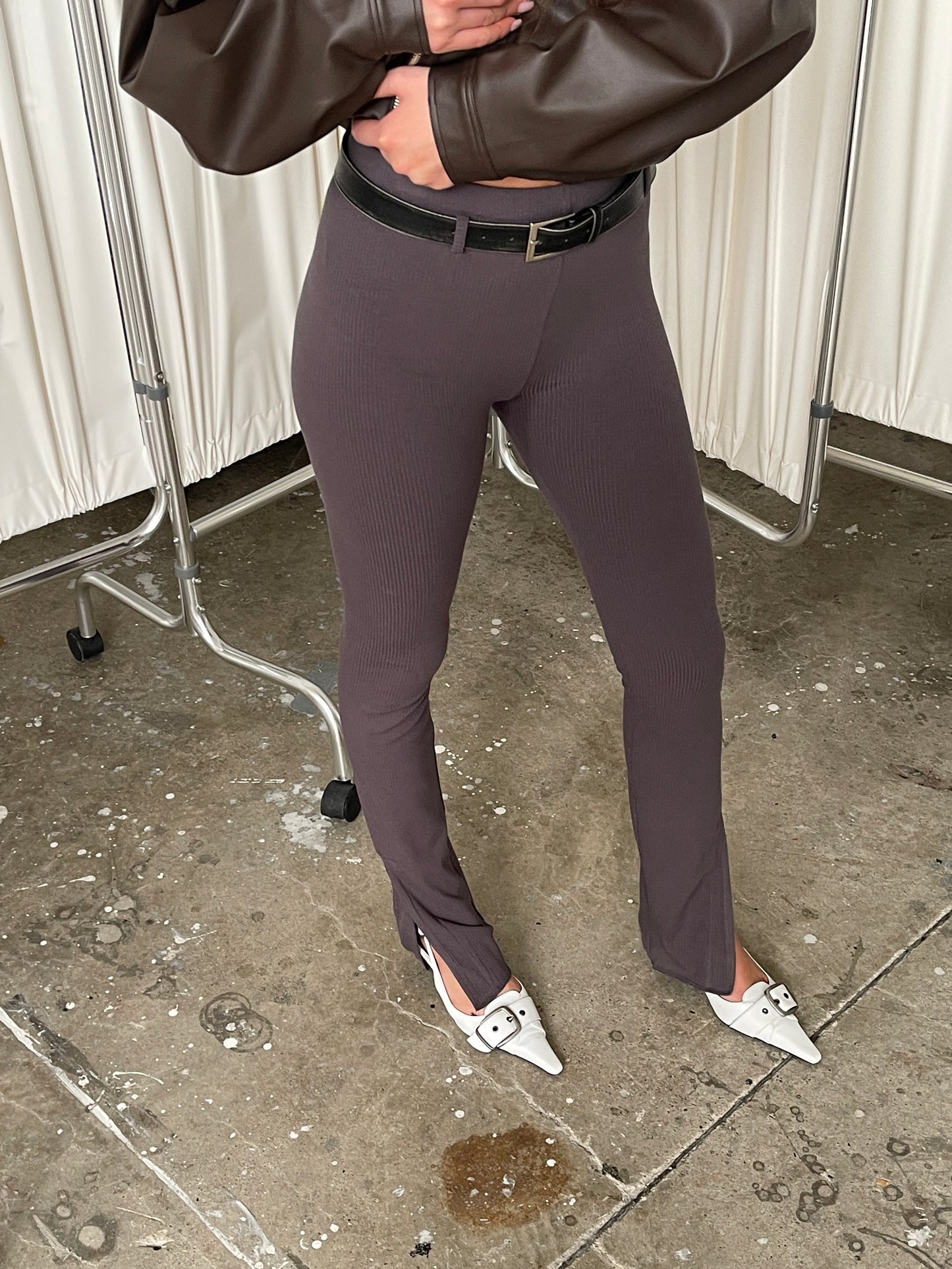 Side Slit Stretchy Leggings Charcoal