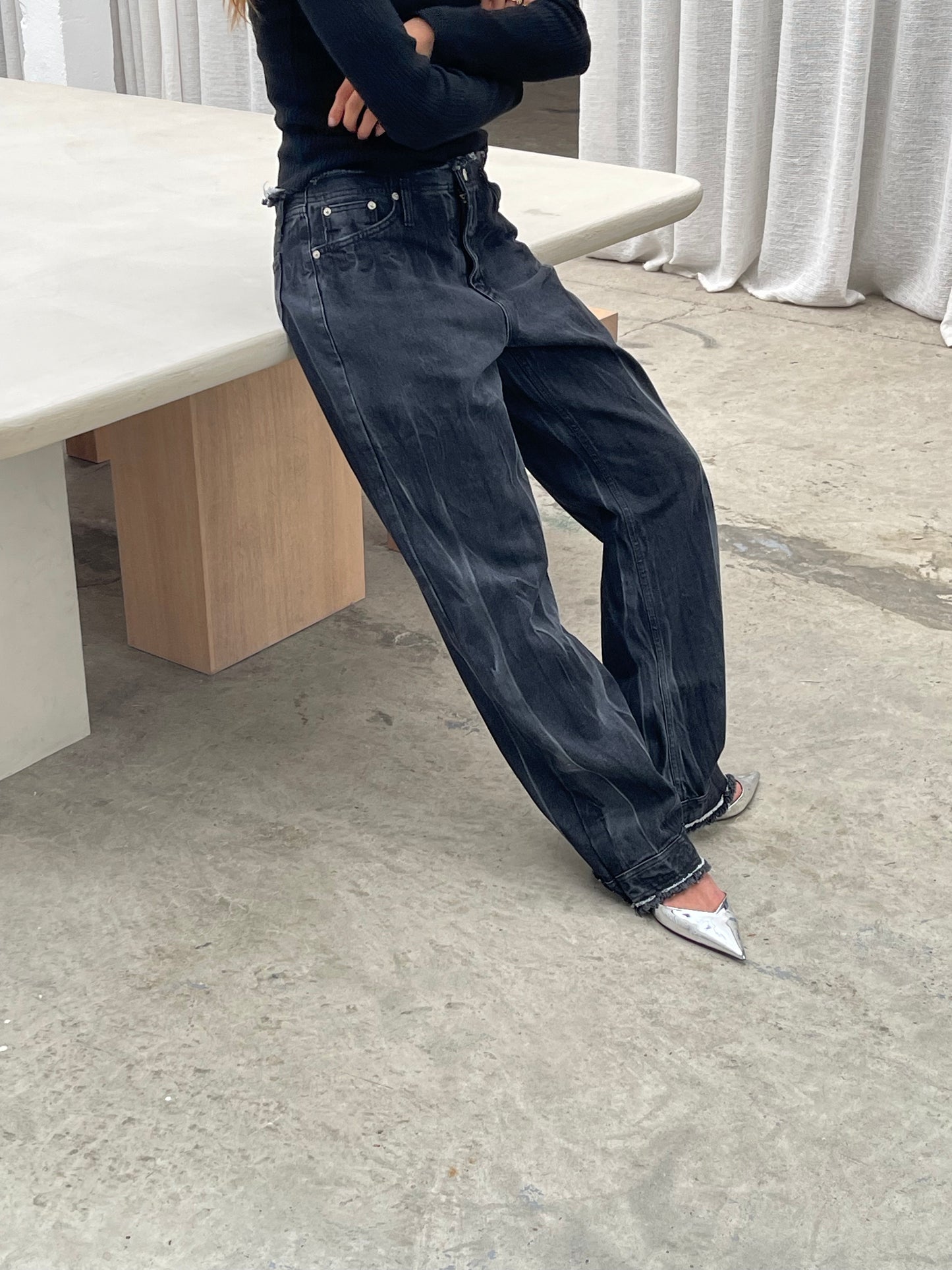 Low Rise Jeans Faded Black