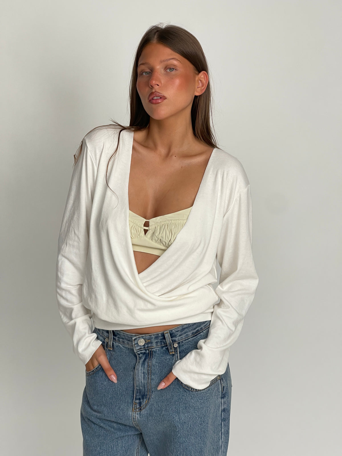 Reversible V-neck Longsleeve White