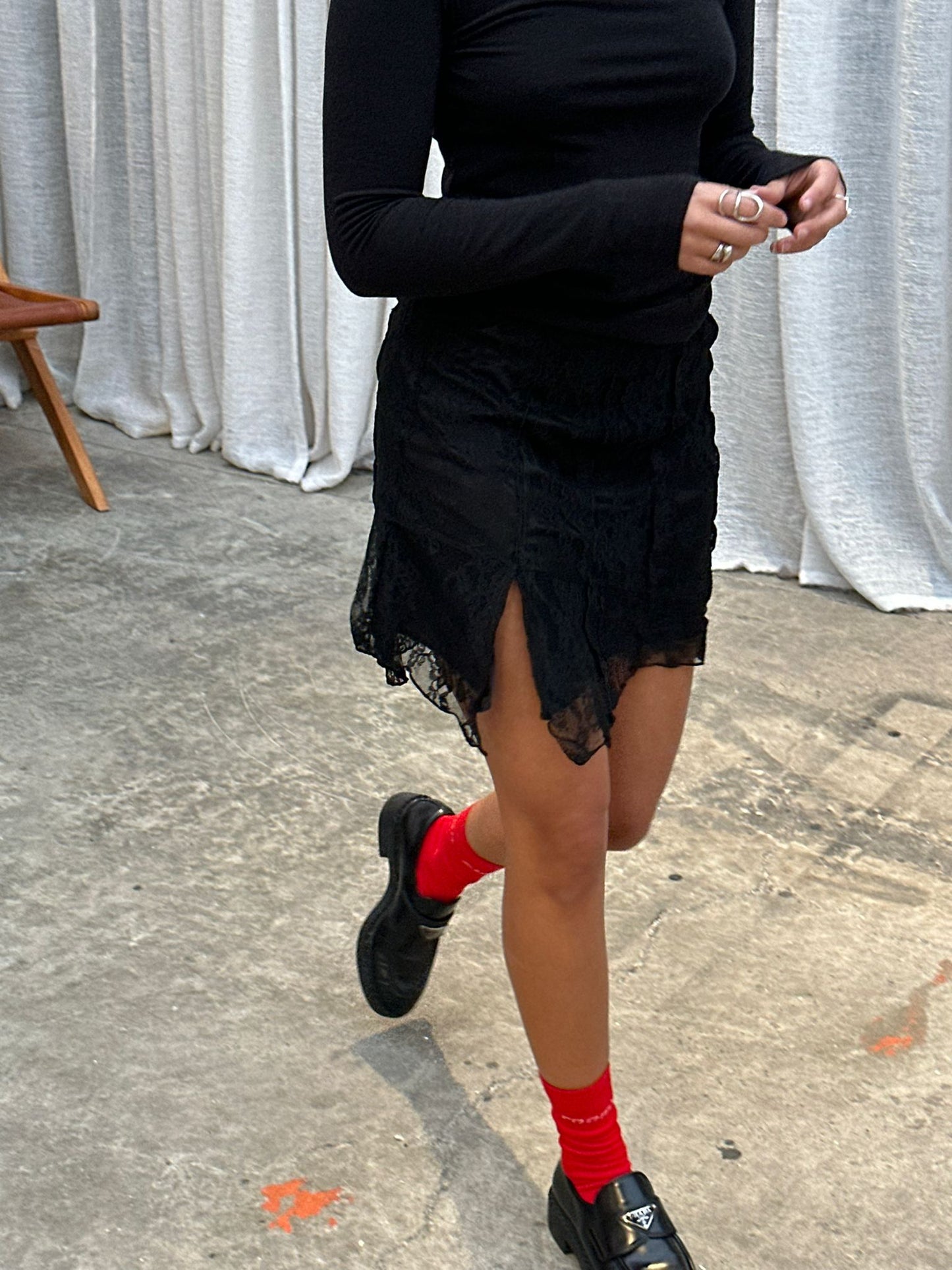 Mini Side Slit Lace Skirt Black