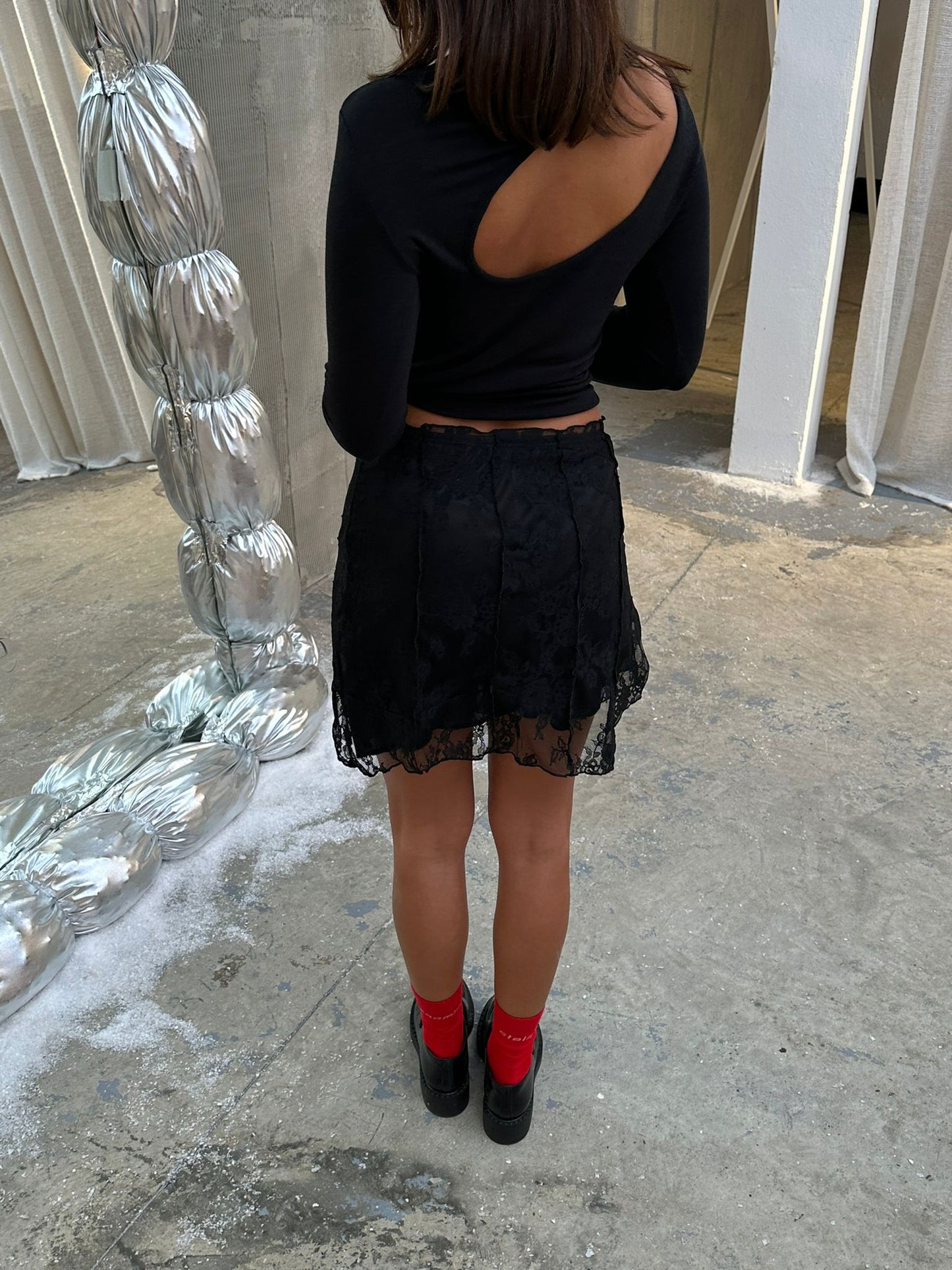 Mini Side Slit Lace Skirt Black