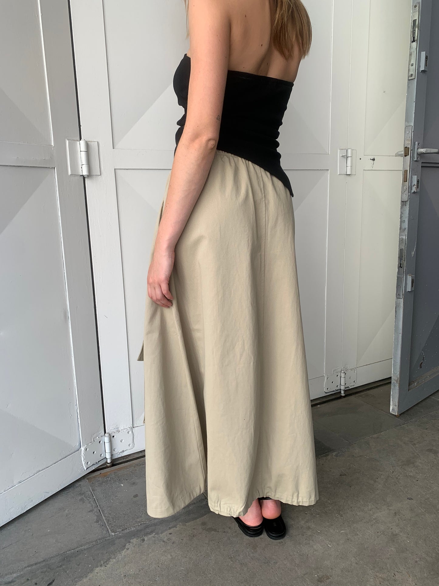 Front Pocket Cargo Balloon Skirt