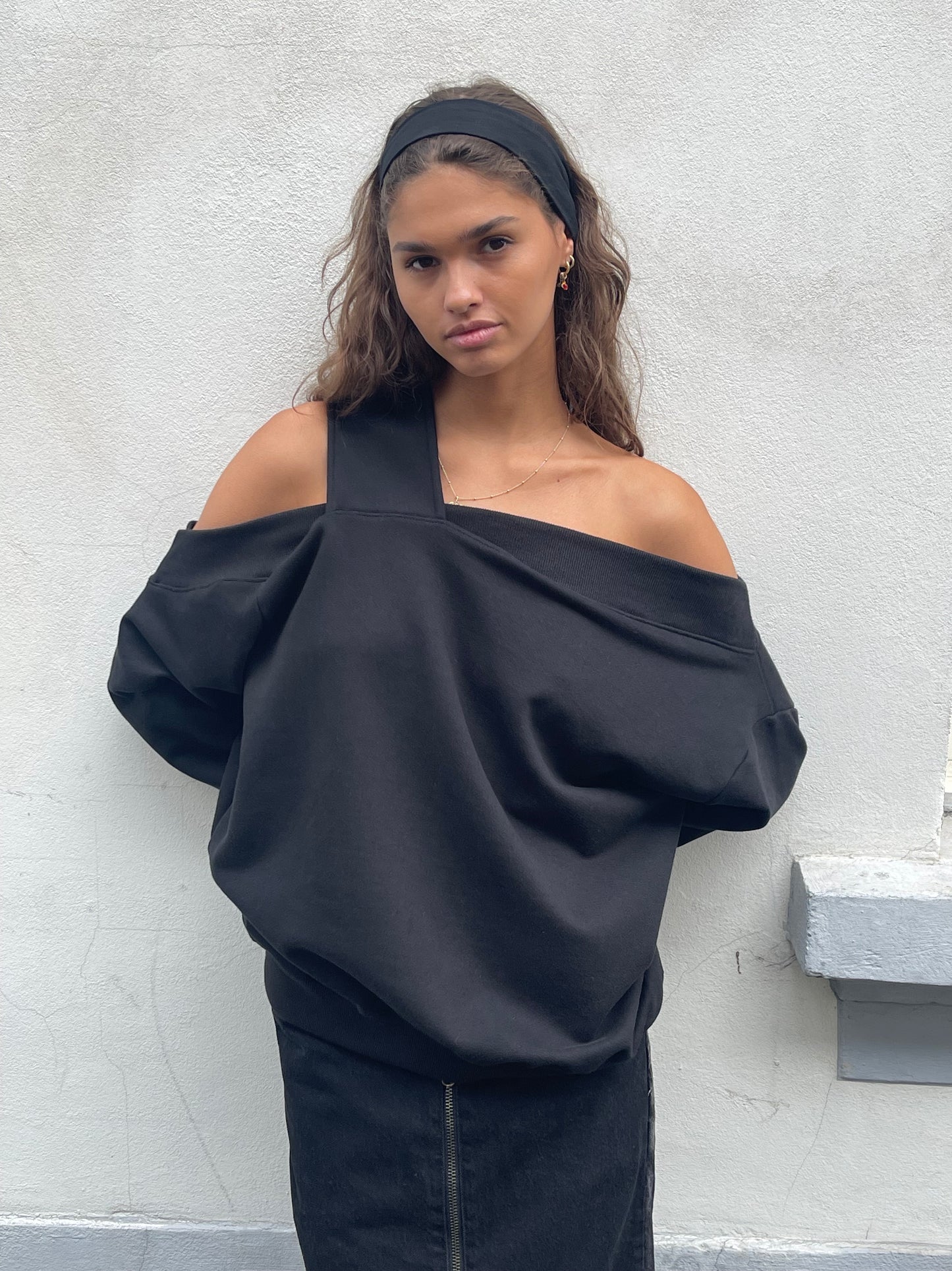 Unbalanced Sweater Black