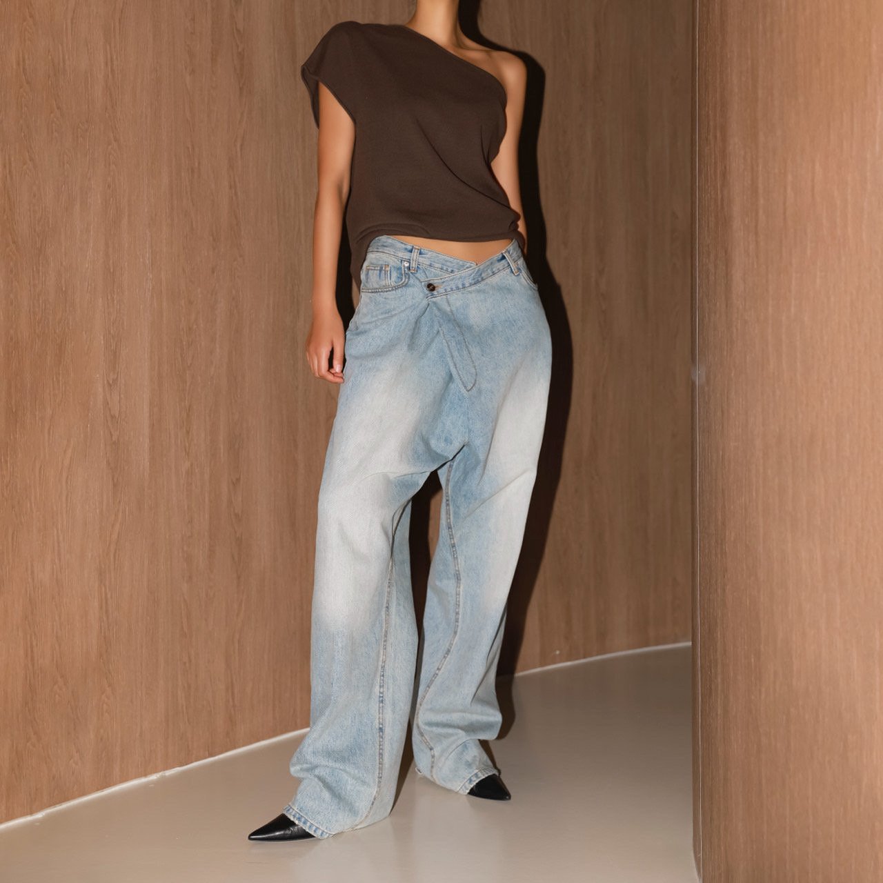 Side Closure Jeans