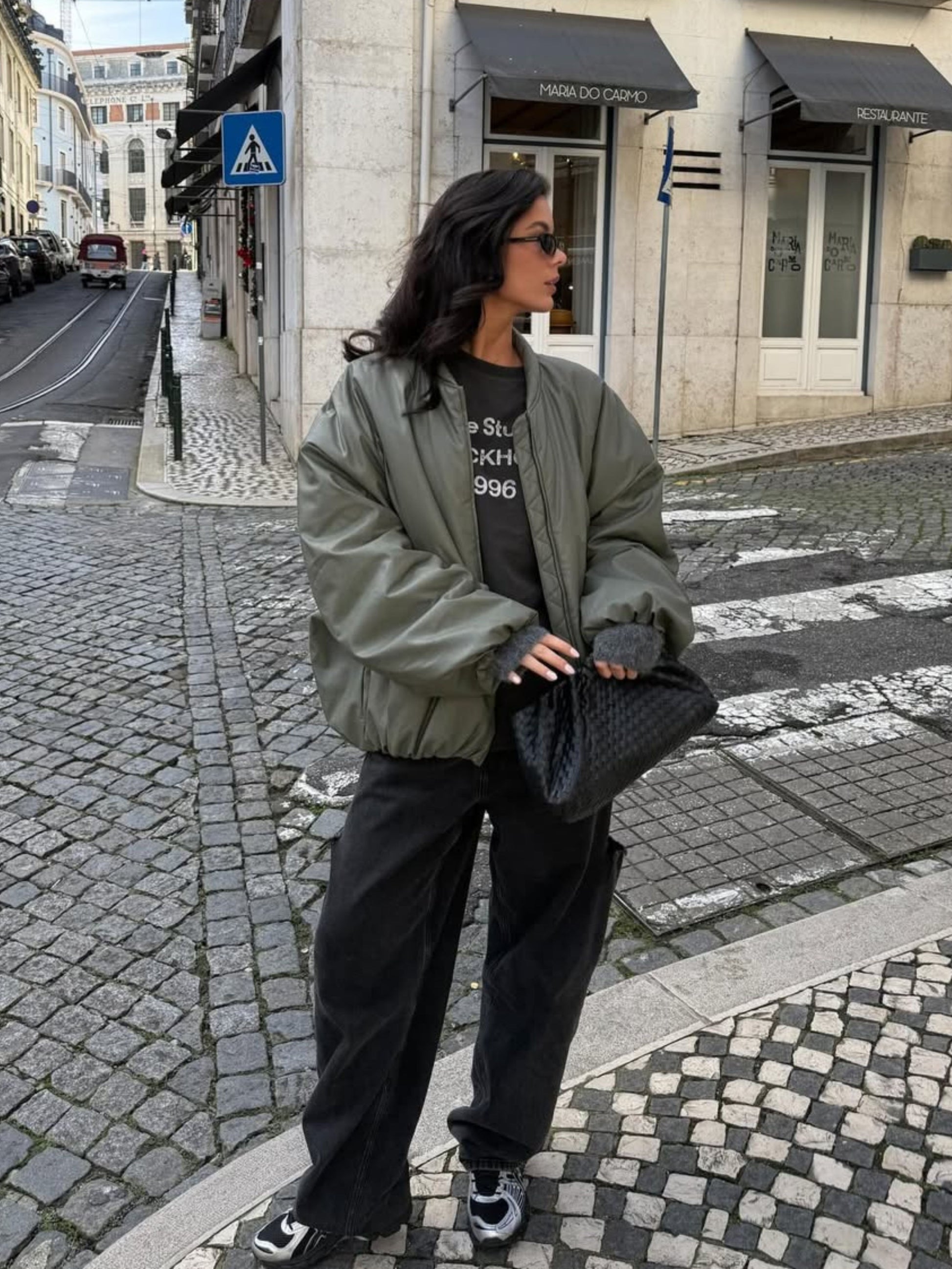 @lindsaywouterse - m/l