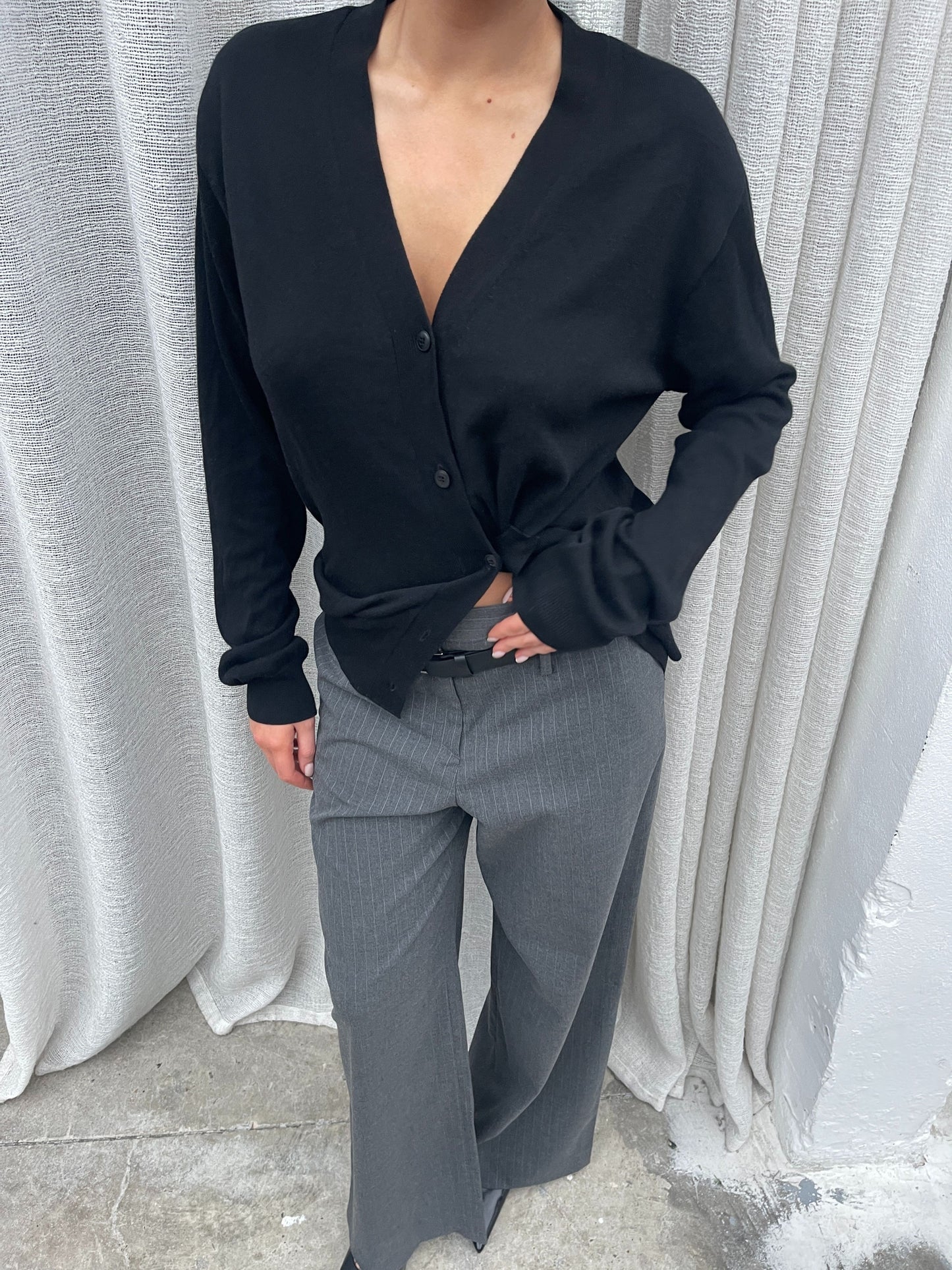 Side Buttoned Loose Cardigan Black