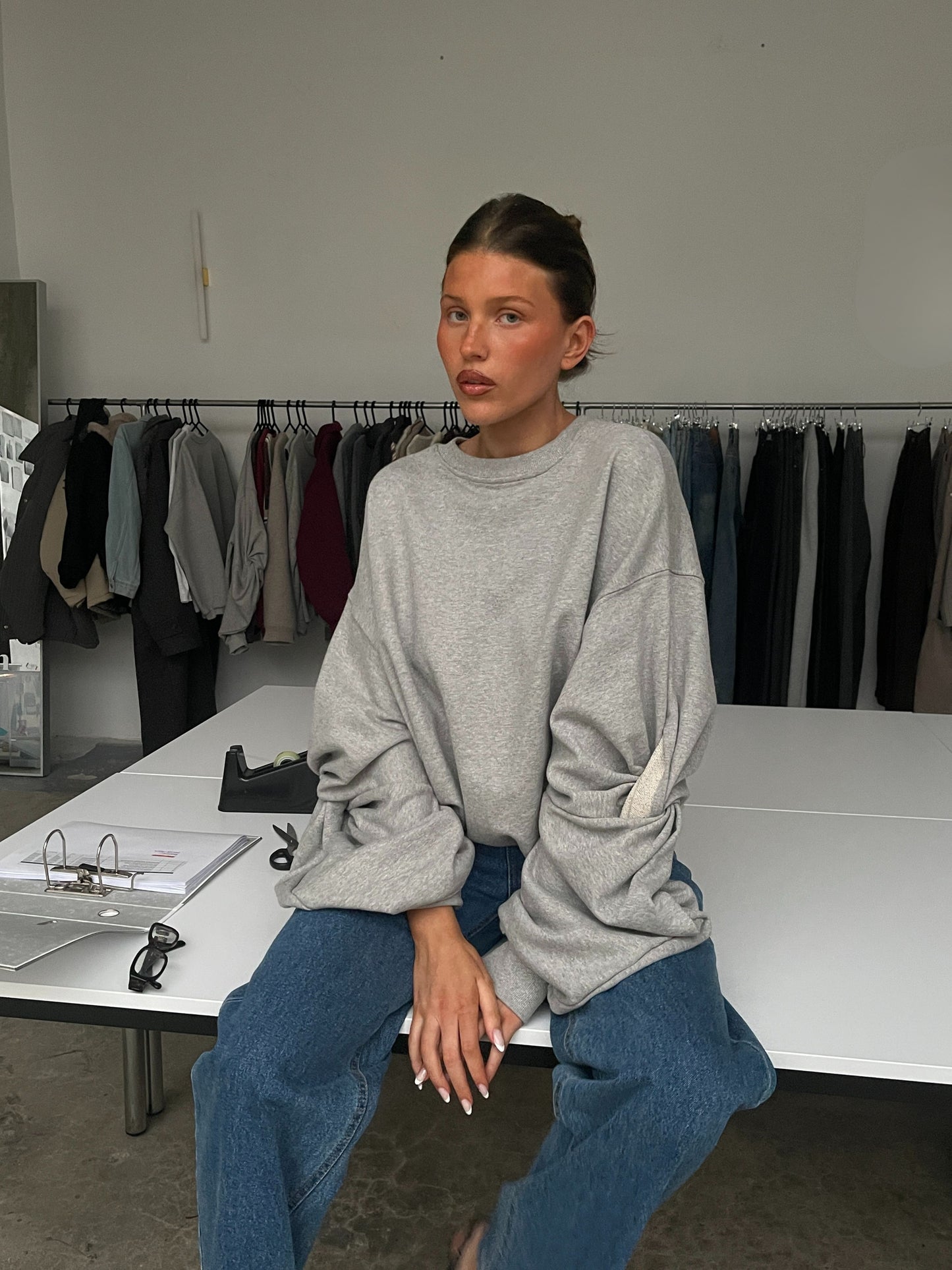 Oversized Twisted Longsleeve Sweater Grey