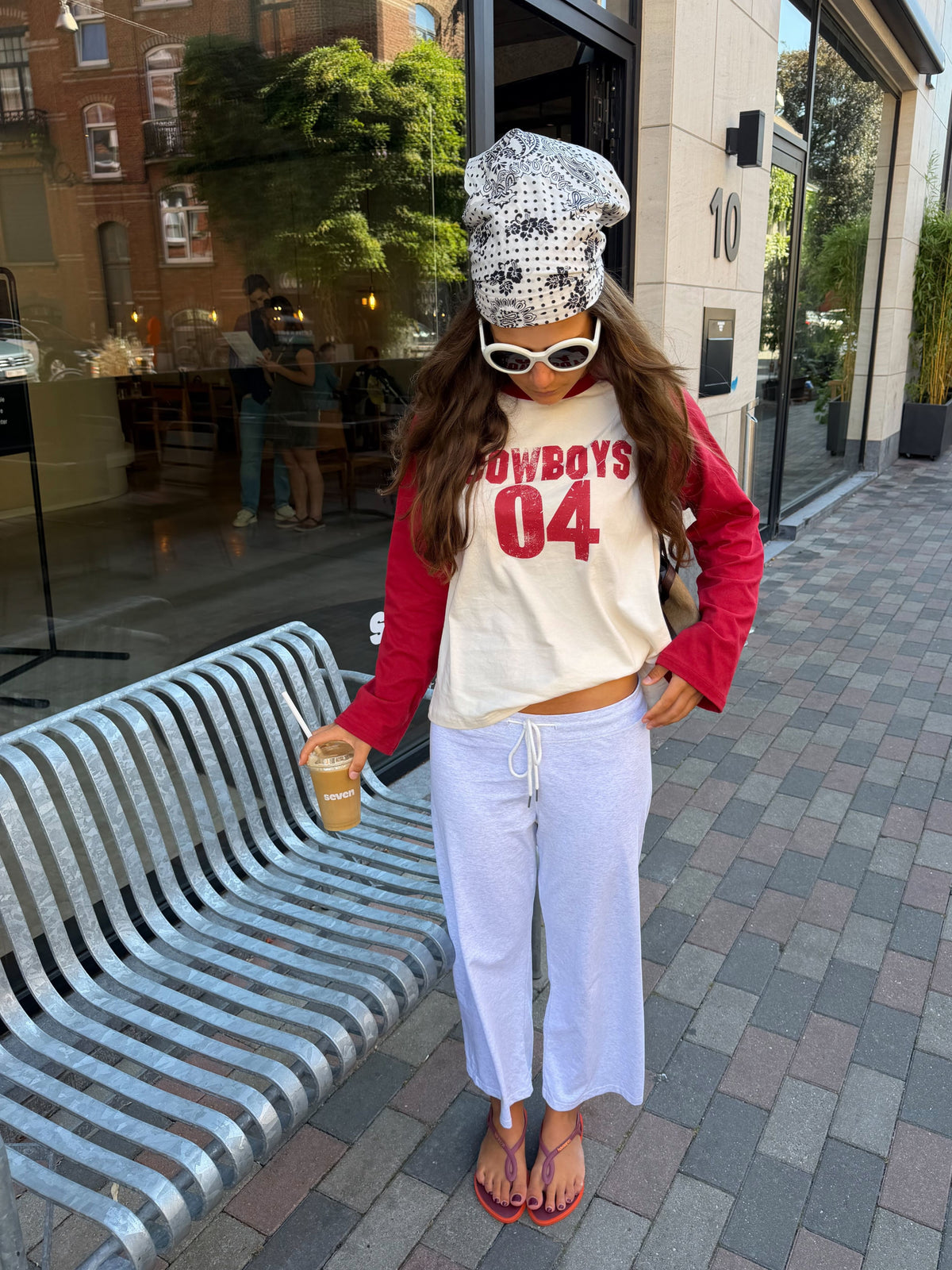 baseball tee red - @manondevelder 