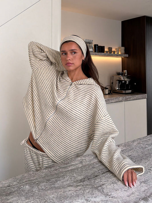 @elisehoogerdijk 1m74 - S/M