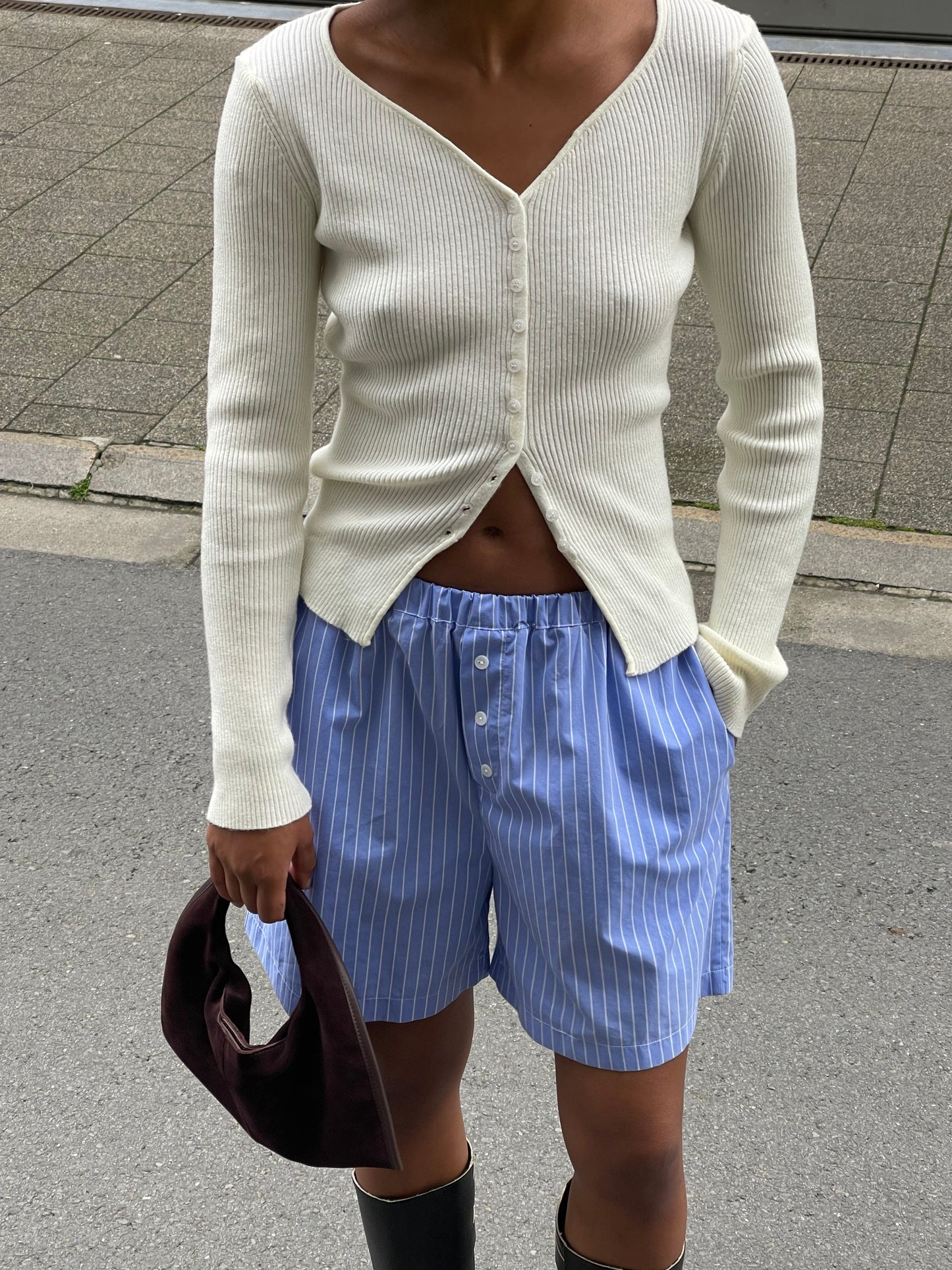 Classic Buttoned Cardigan Ivory