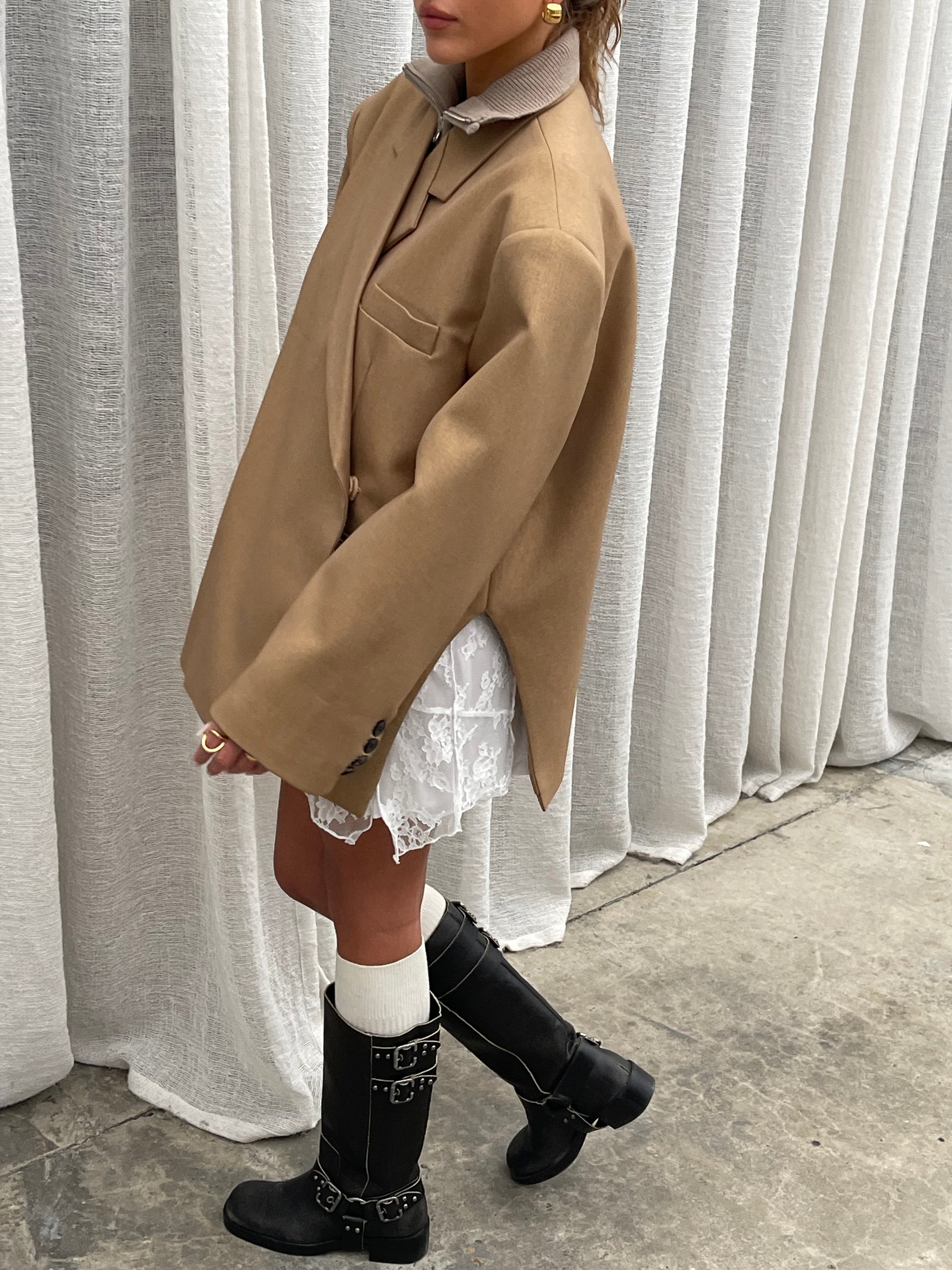 Oversized Side Slit Blazer Camel  The Room Antwerp