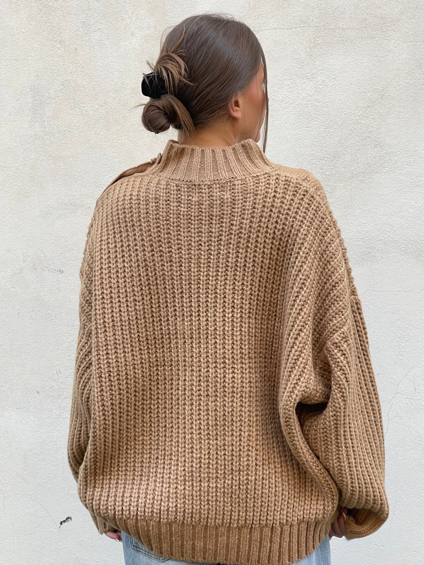 Buttoned Cable Turtleneck Knit Camel