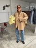 Übergroßer Blazer mit Seitenschlitz Kamel