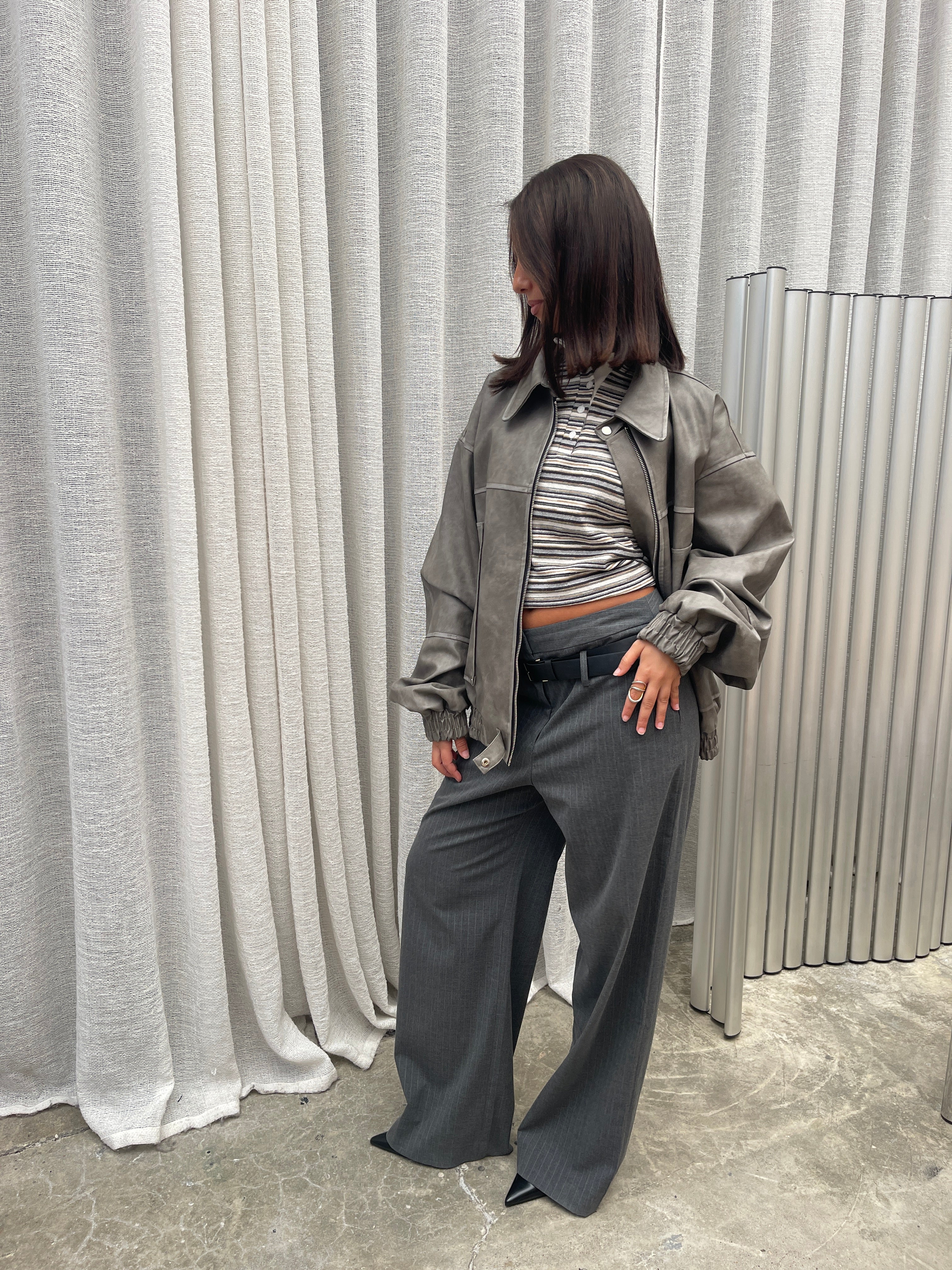 Oversized Zipped Jacket Stone – The Room Antwerp
