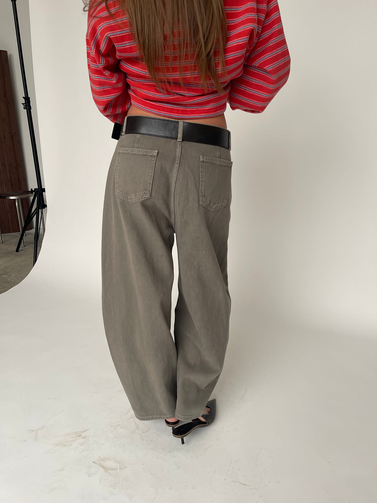 Barrel Jeans Khaki Grey