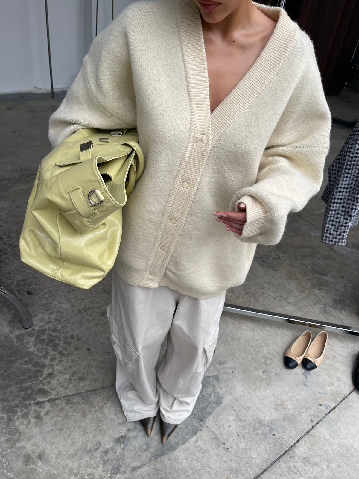 Oversized Press Button Cardigan Cream
