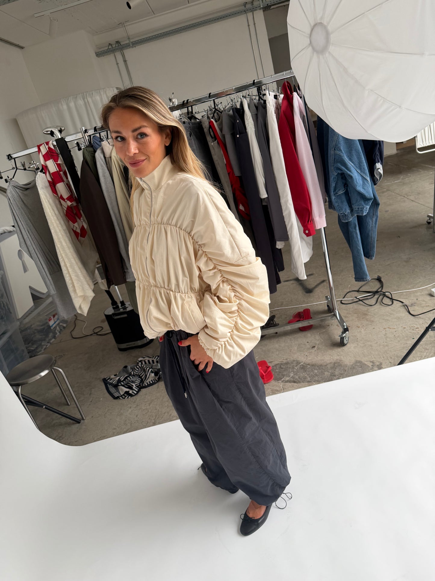 Steppjacke mit Steppmuster Creme