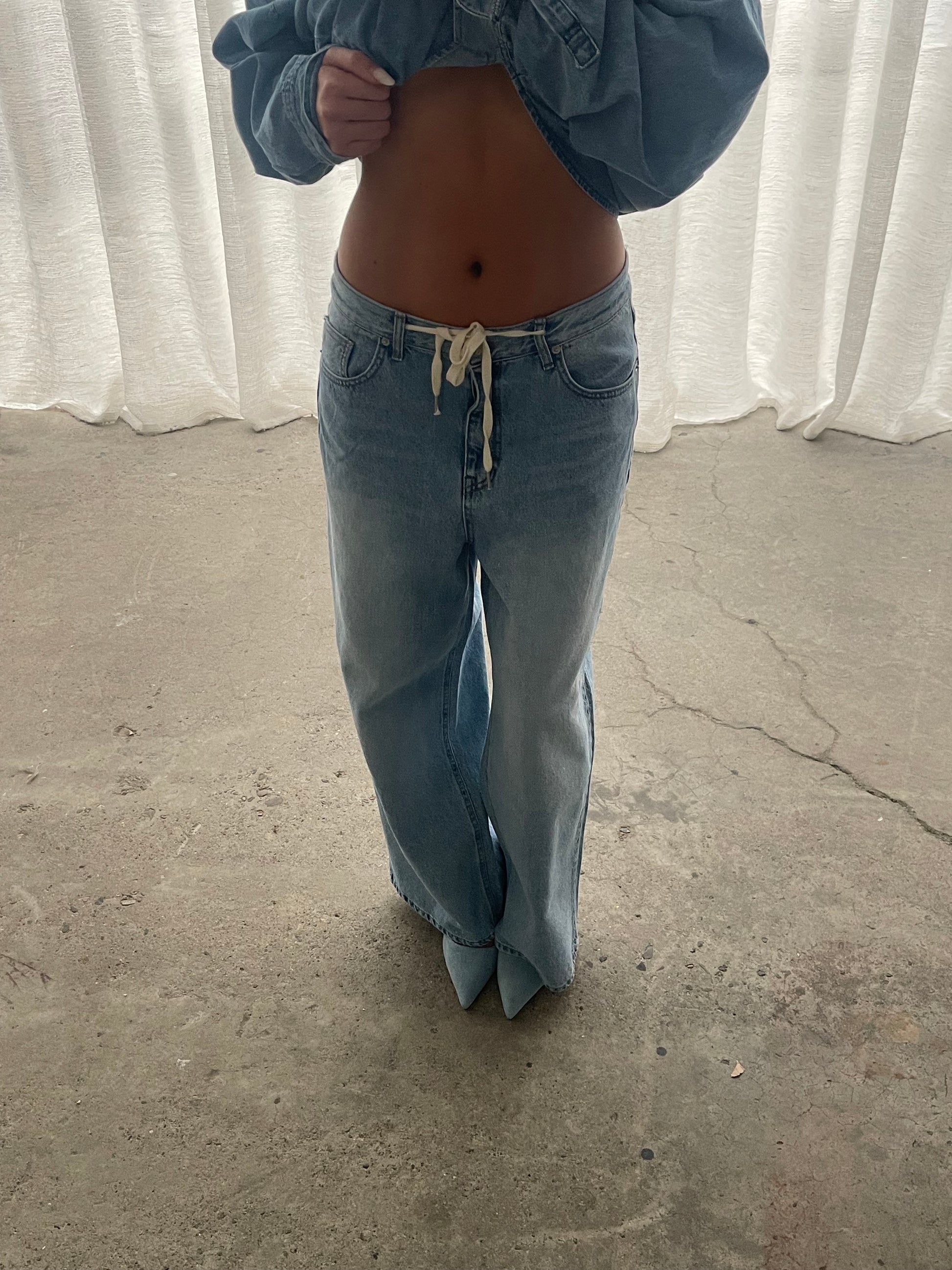 Lace Detail Washed Jeans – The Room Antwerp - Main Image