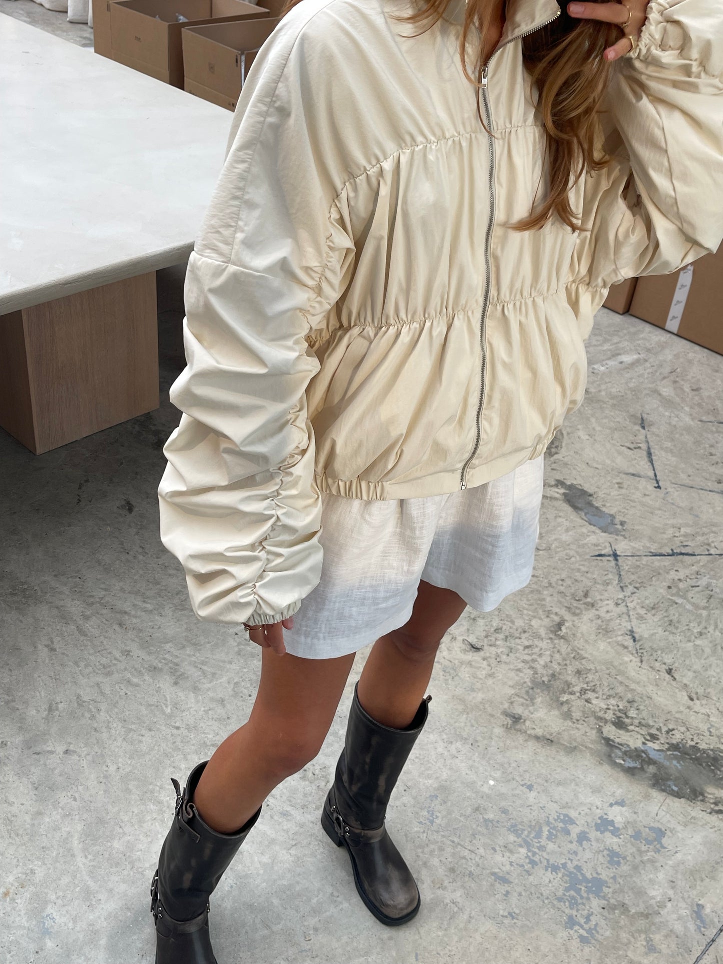 Steppjacke mit Steppmuster Creme