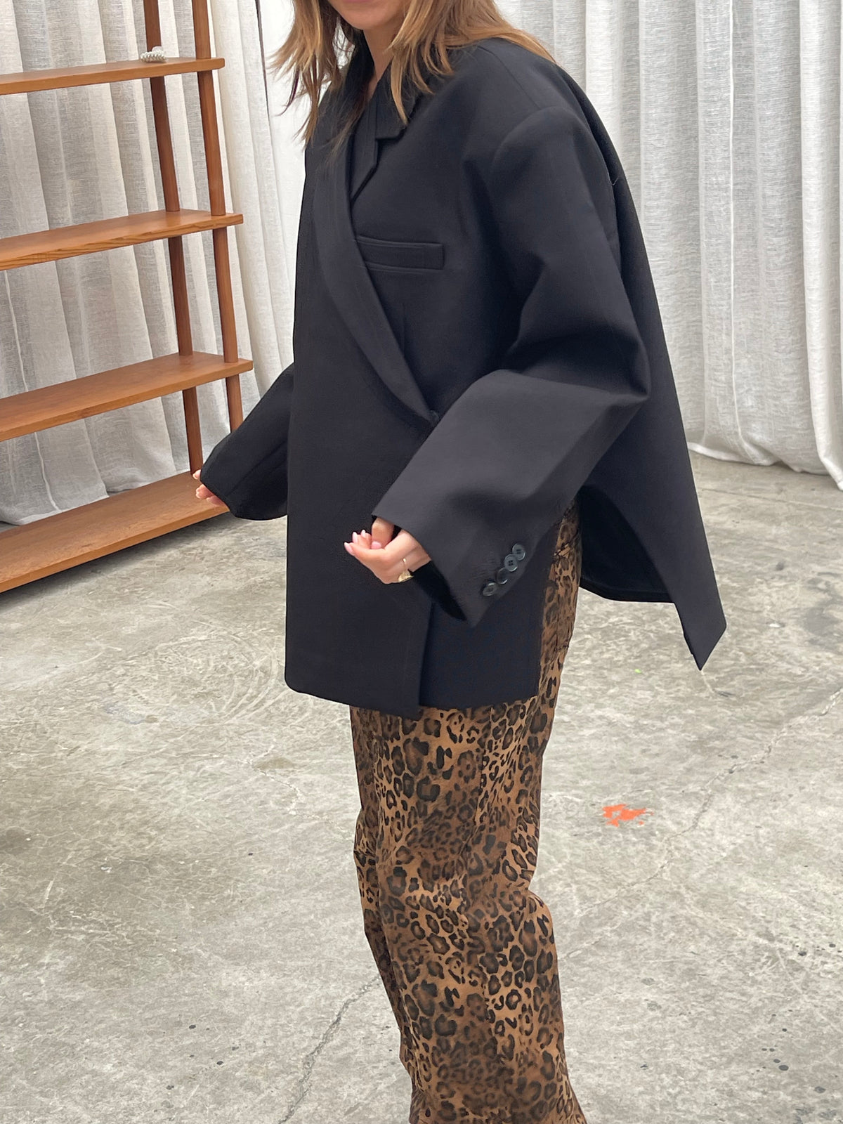 Übergroßer Blazer mit Seitenschlitz Schwarz