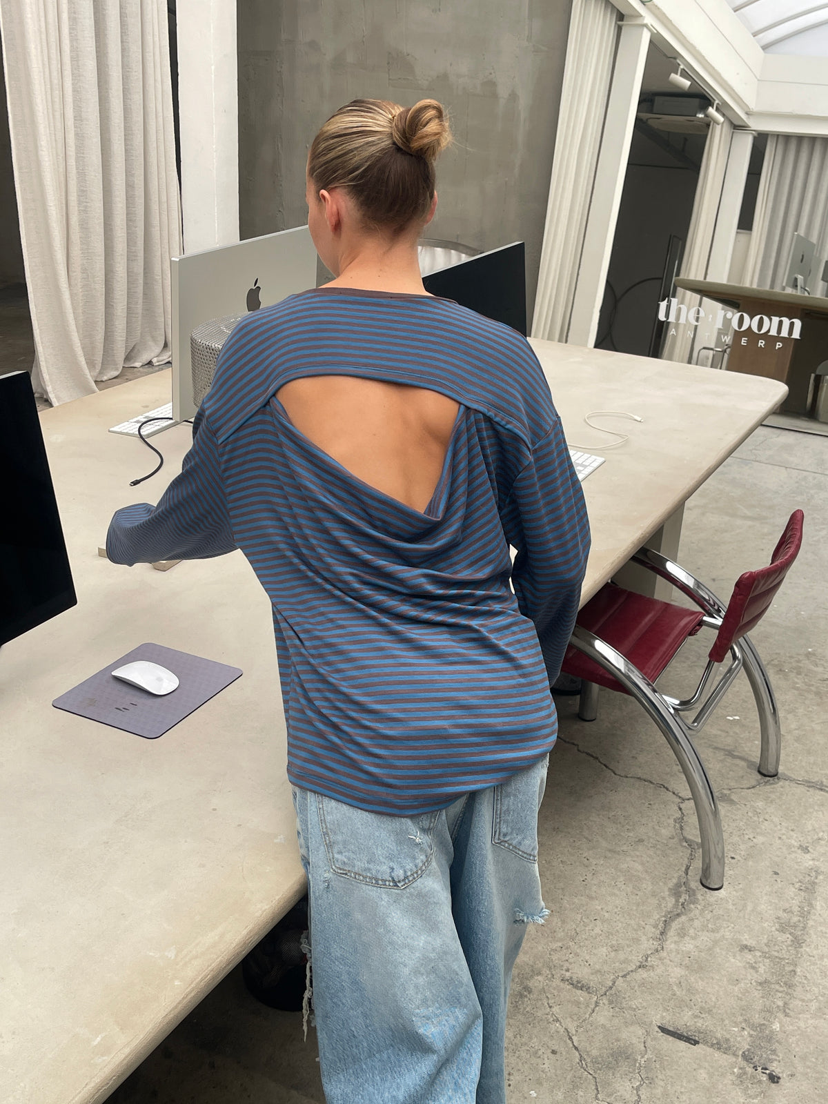 Oversized Striped Open Back Longsleeve Tee Blue