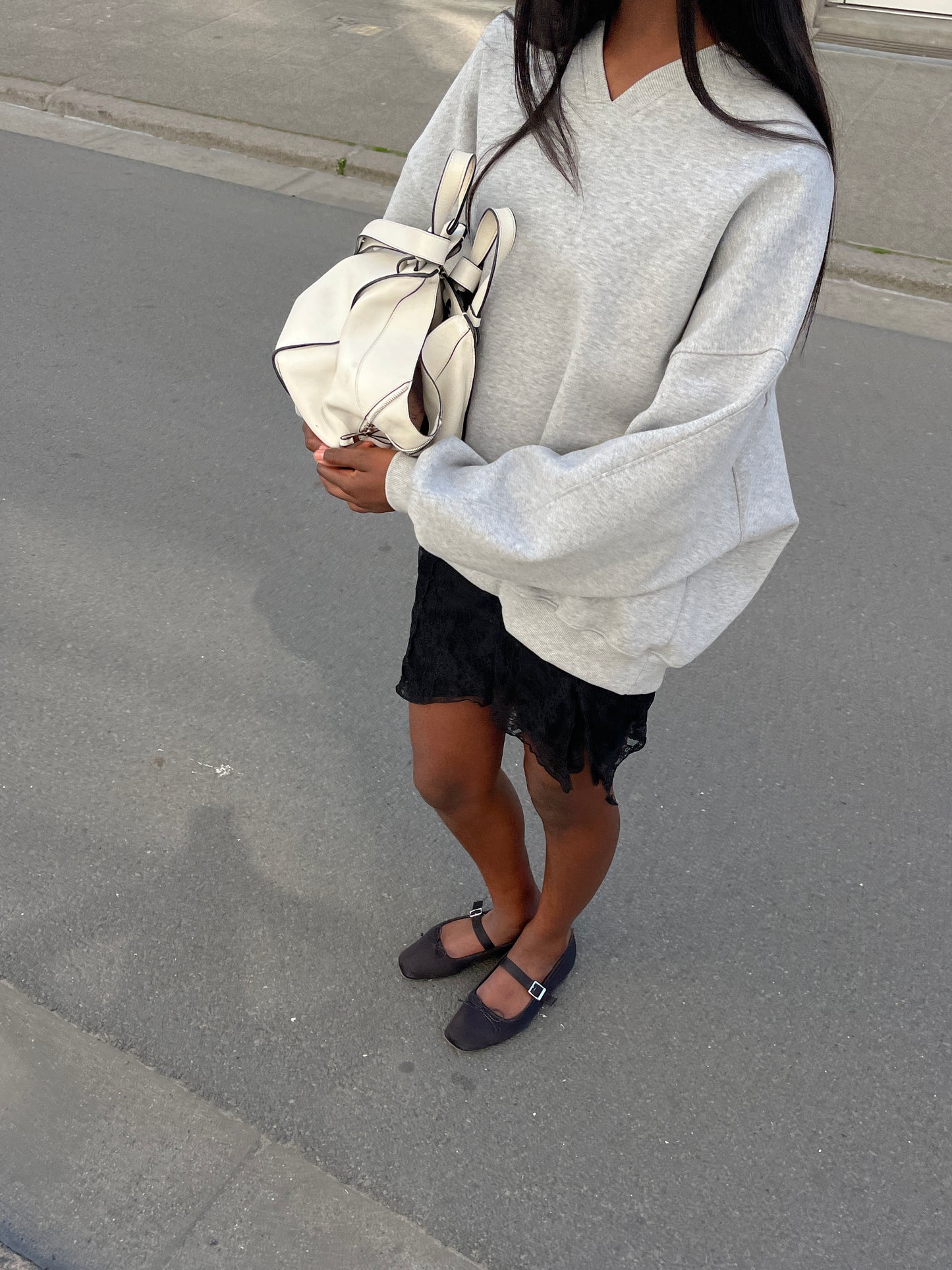 V-Neck Fleeced Sweater Grey
